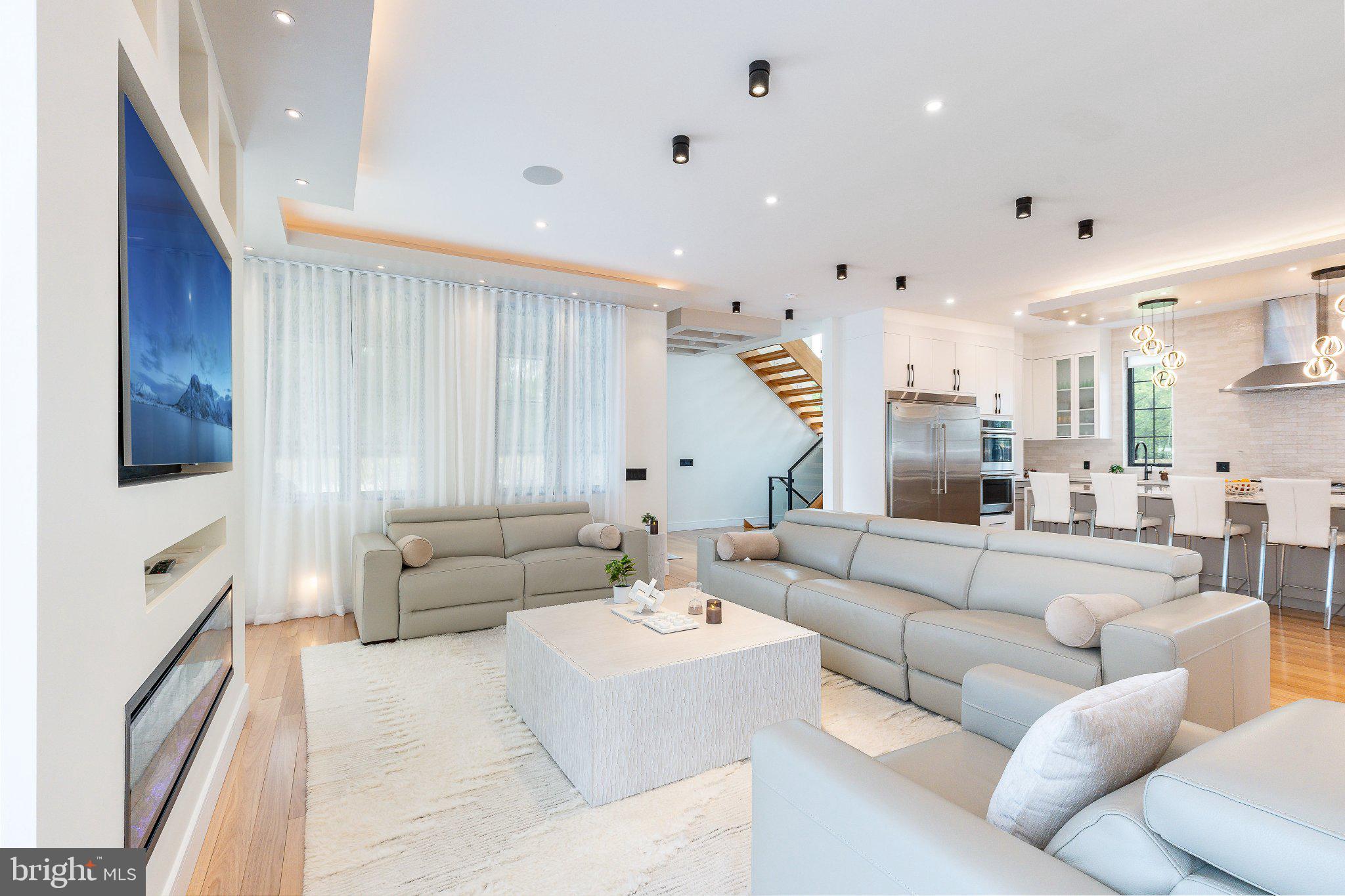 BUSTLETON - Residential