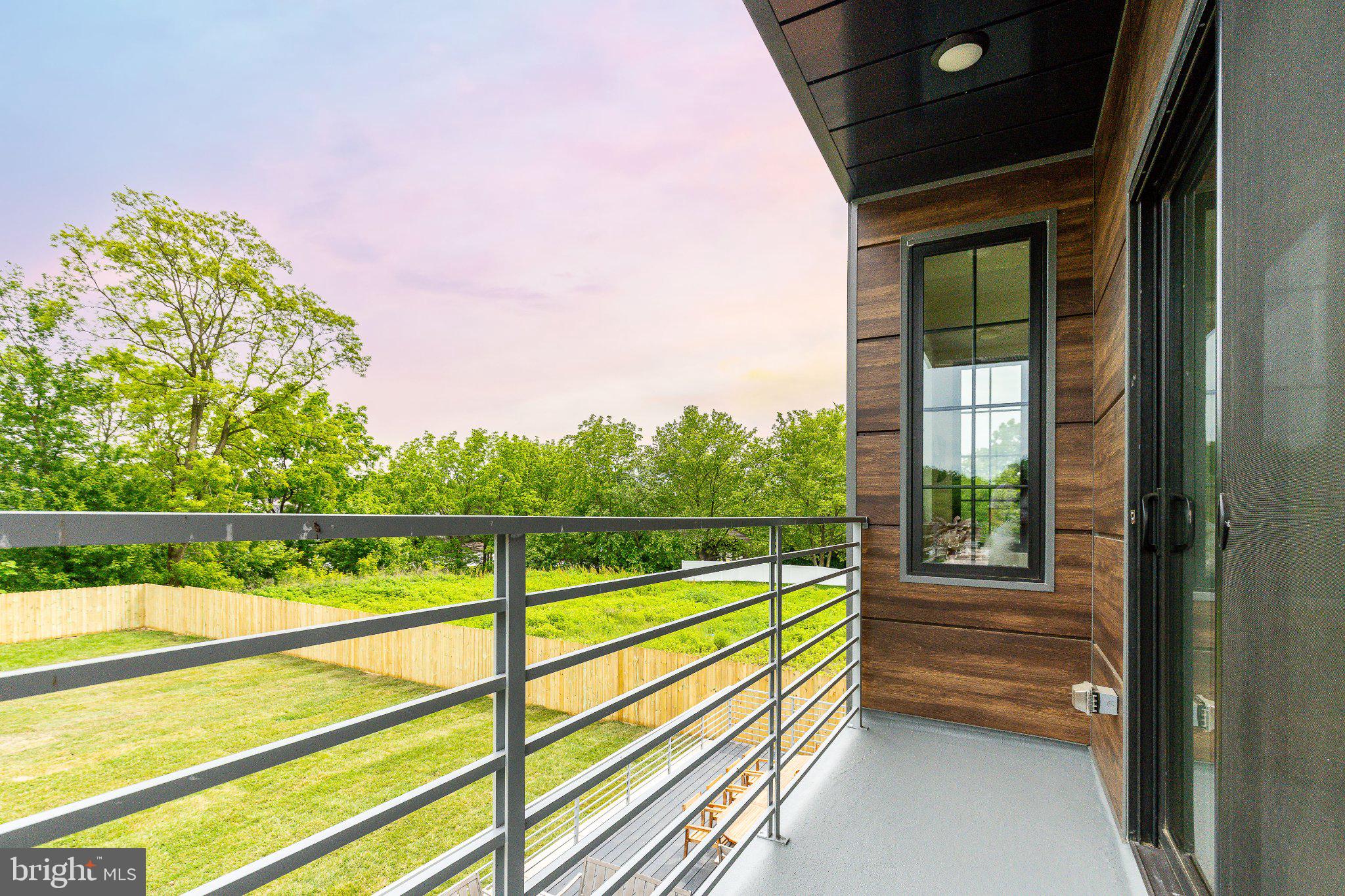 BUSTLETON - Residential
