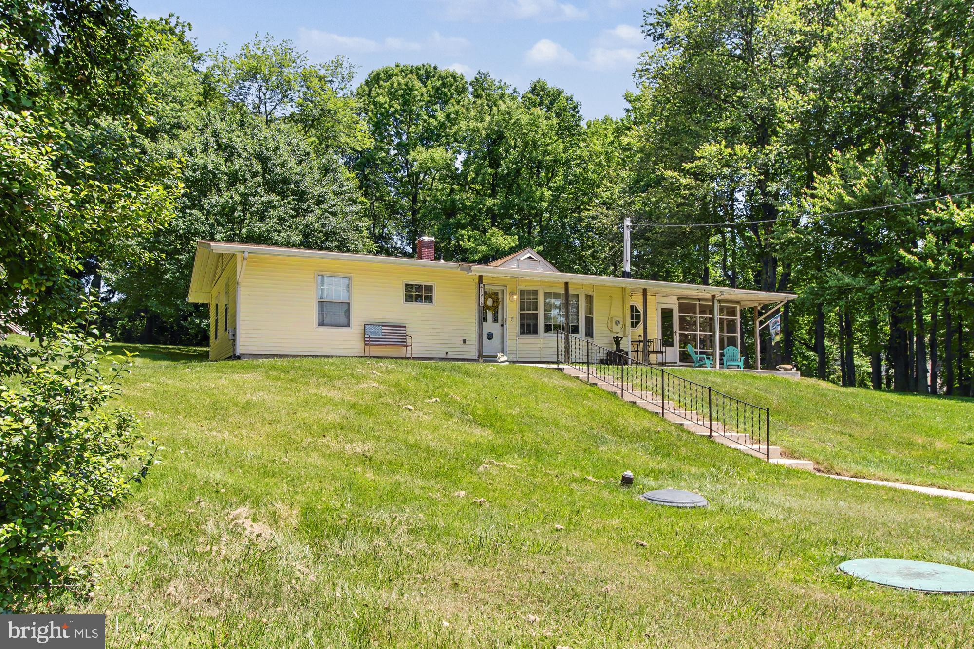 1915 PARK BEACH DRIVE