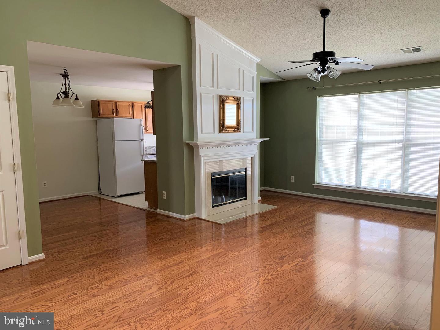 FOX CHASE - Residential