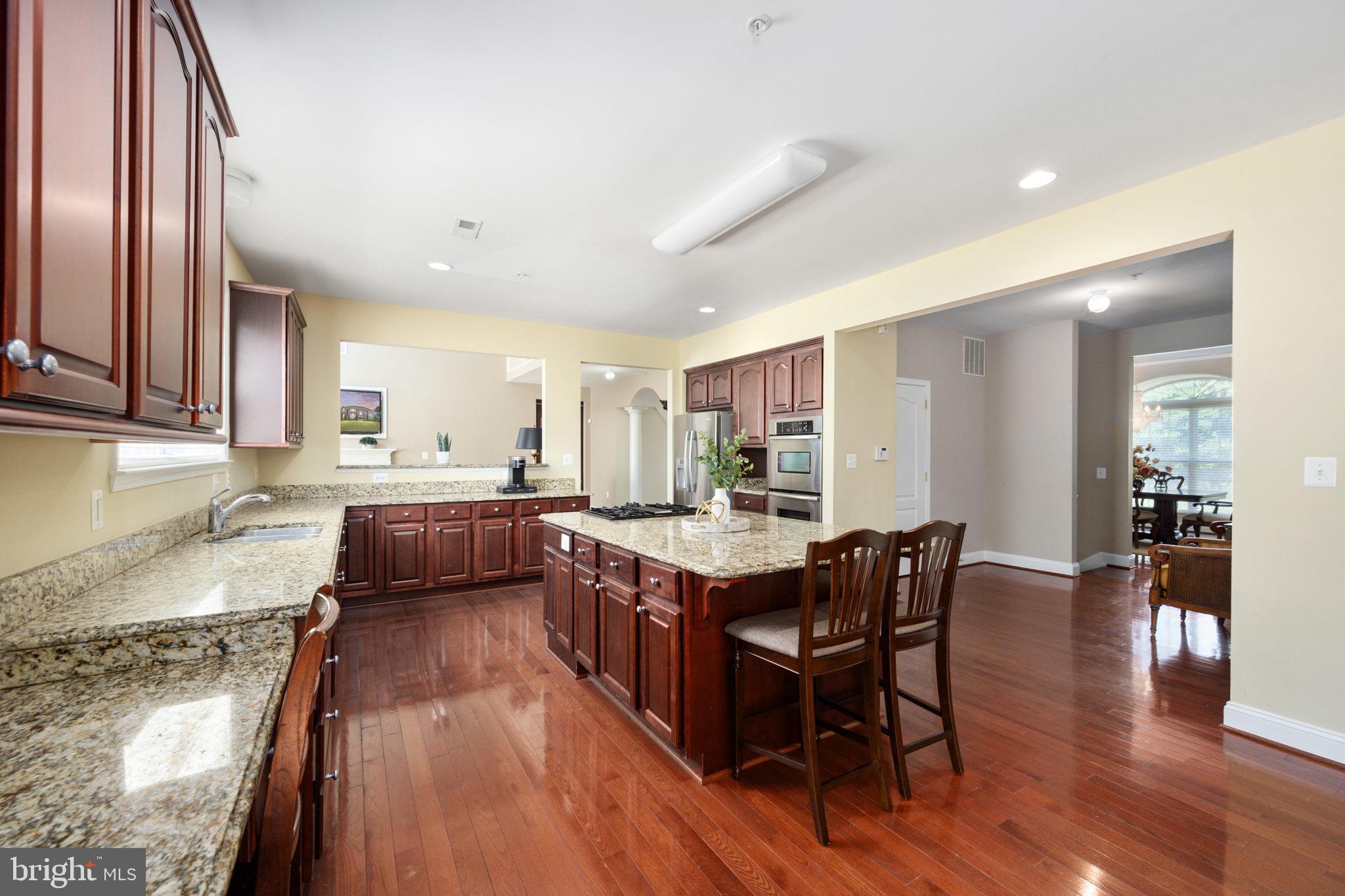 TANTALLON ON THE POTOMAC - Residential