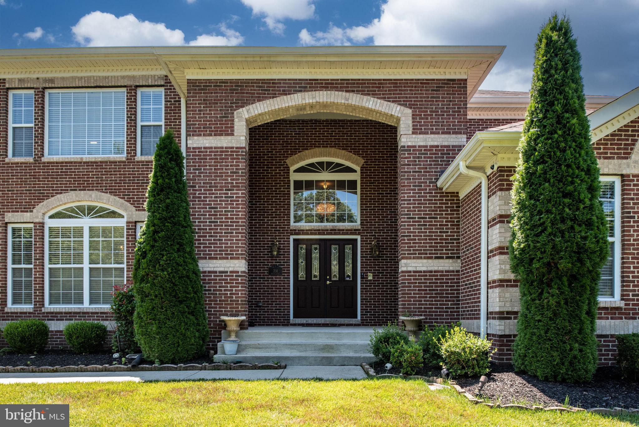 TANTALLON ON THE POTOMAC - Residential