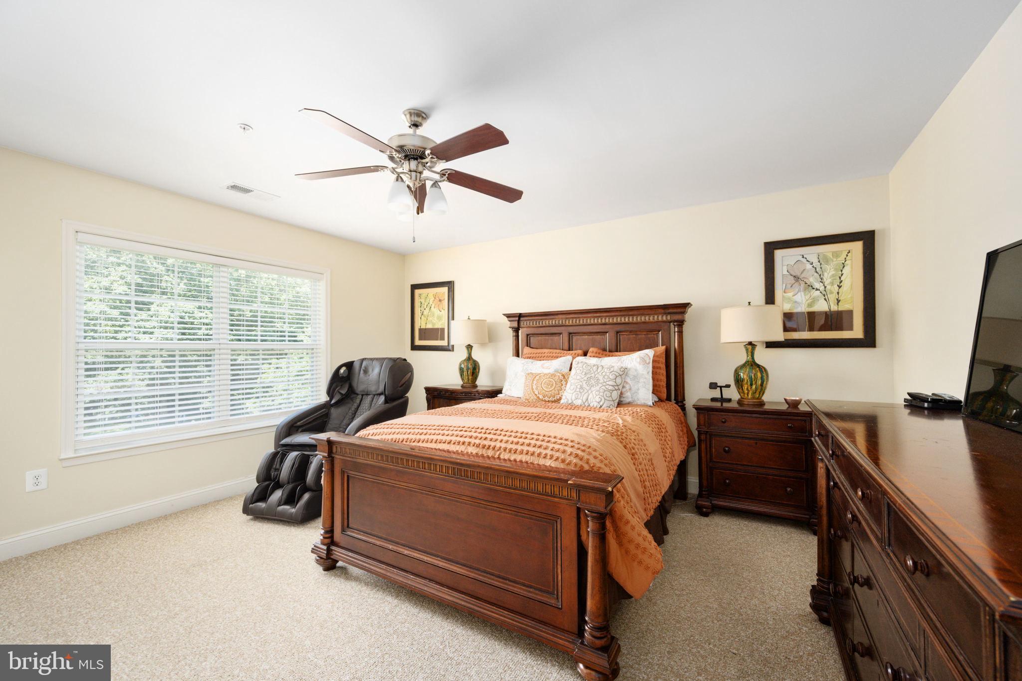 TANTALLON ON THE POTOMAC - Residential