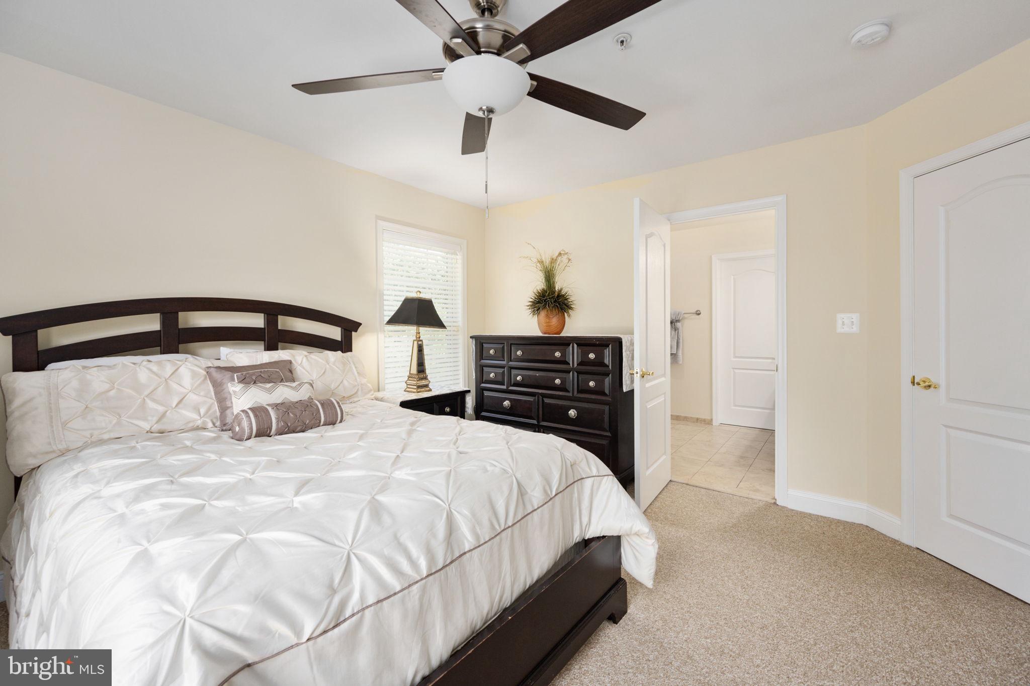 TANTALLON ON THE POTOMAC - Residential