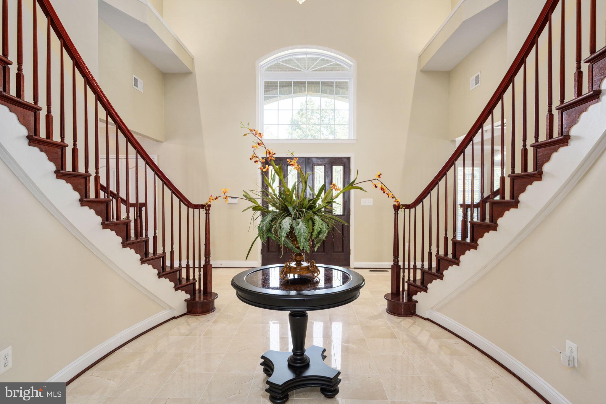 TANTALLON ON THE POTOMAC - Residential