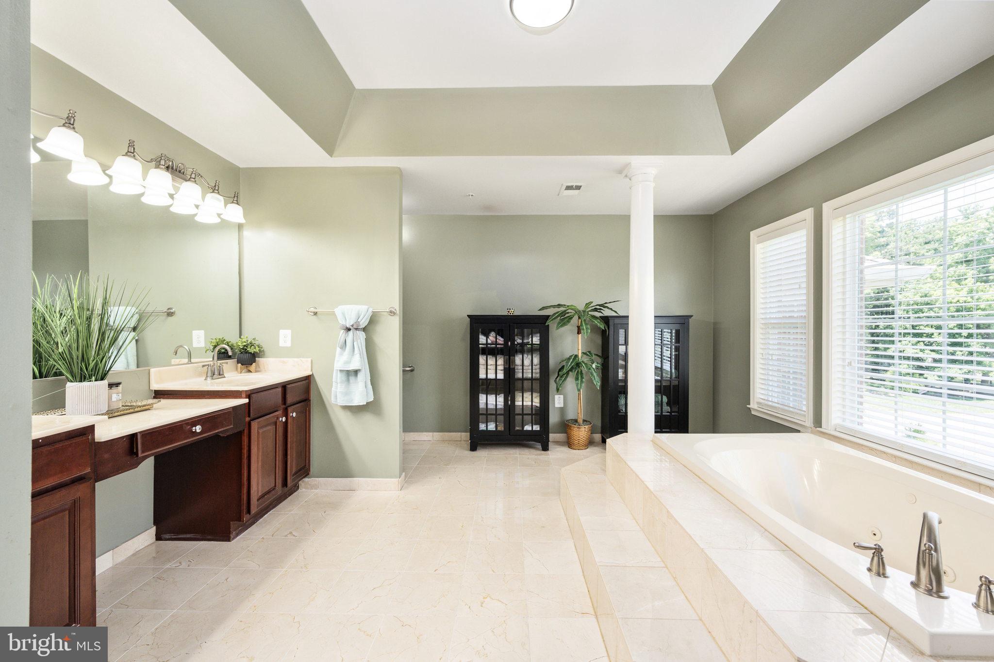 TANTALLON ON THE POTOMAC - Residential