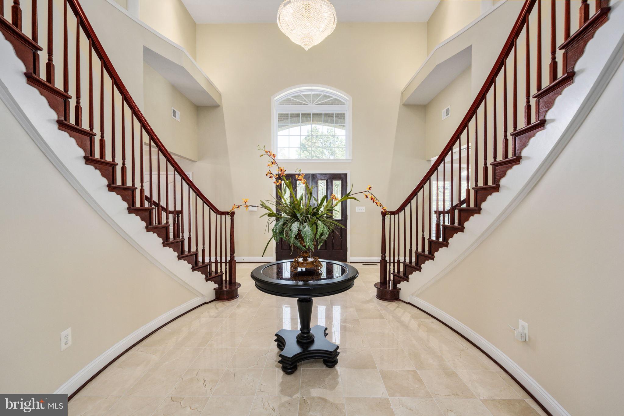 TANTALLON ON THE POTOMAC - Residential