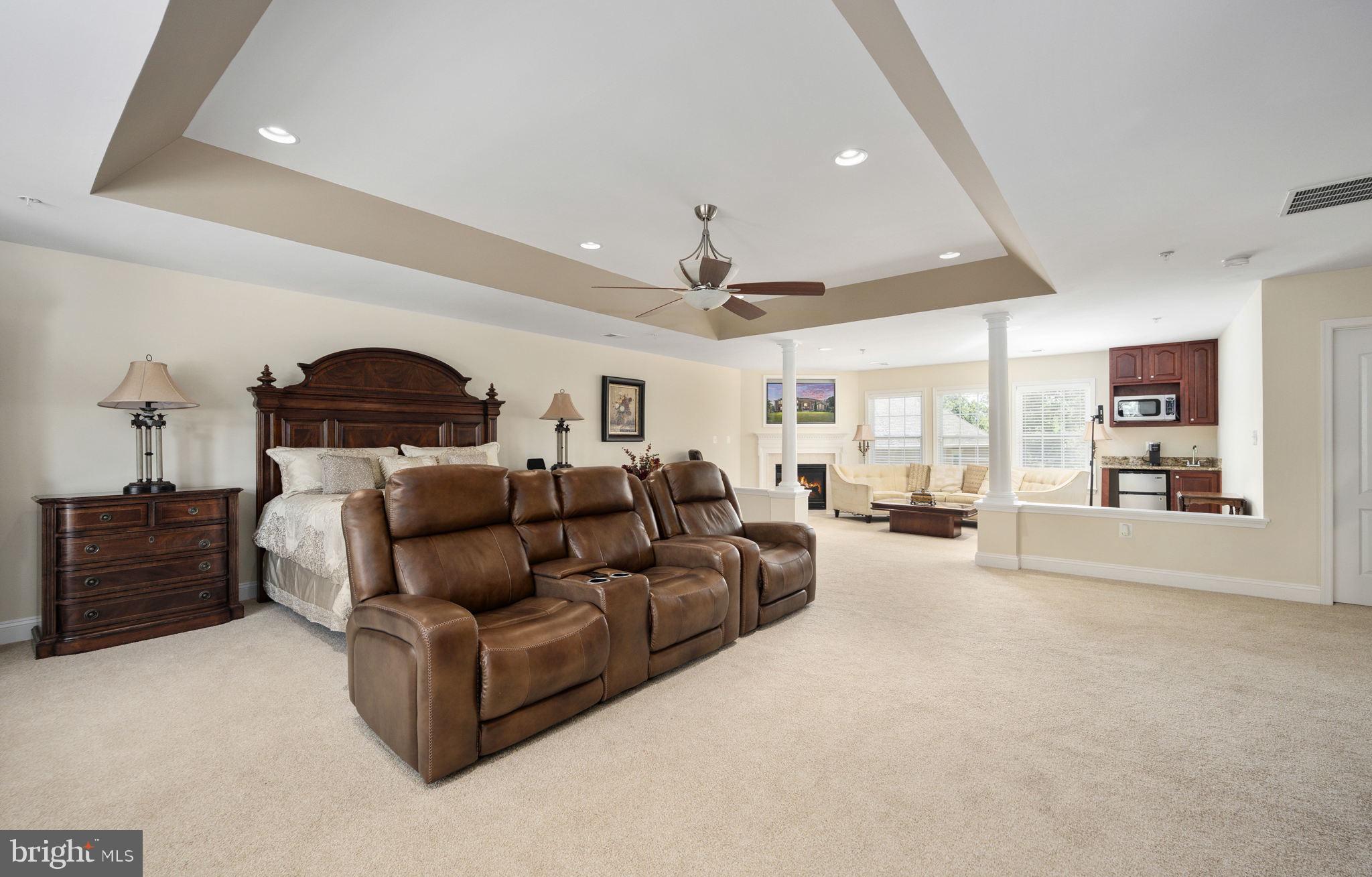 TANTALLON ON THE POTOMAC - Residential