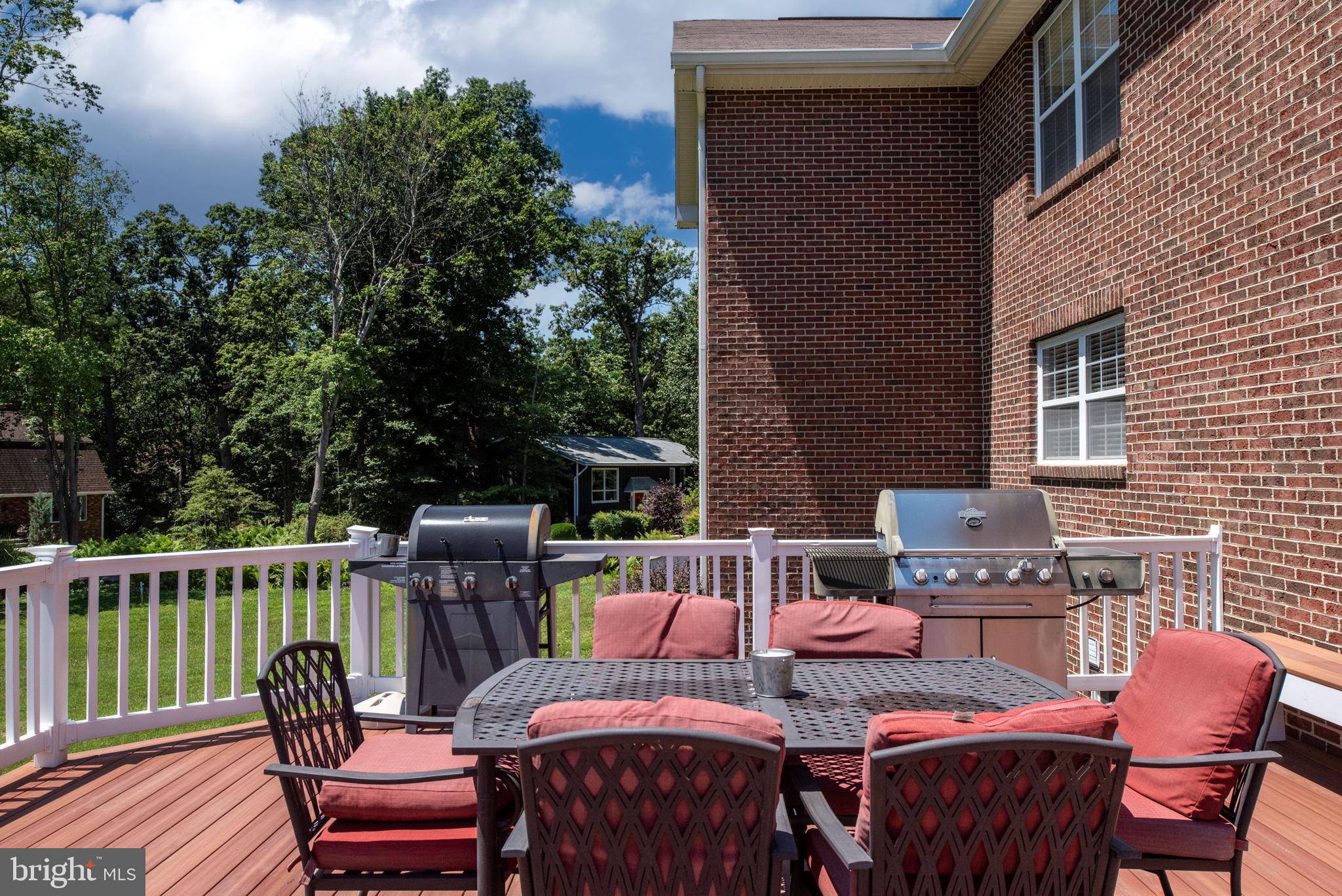 TANTALLON ON THE POTOMAC - Residential