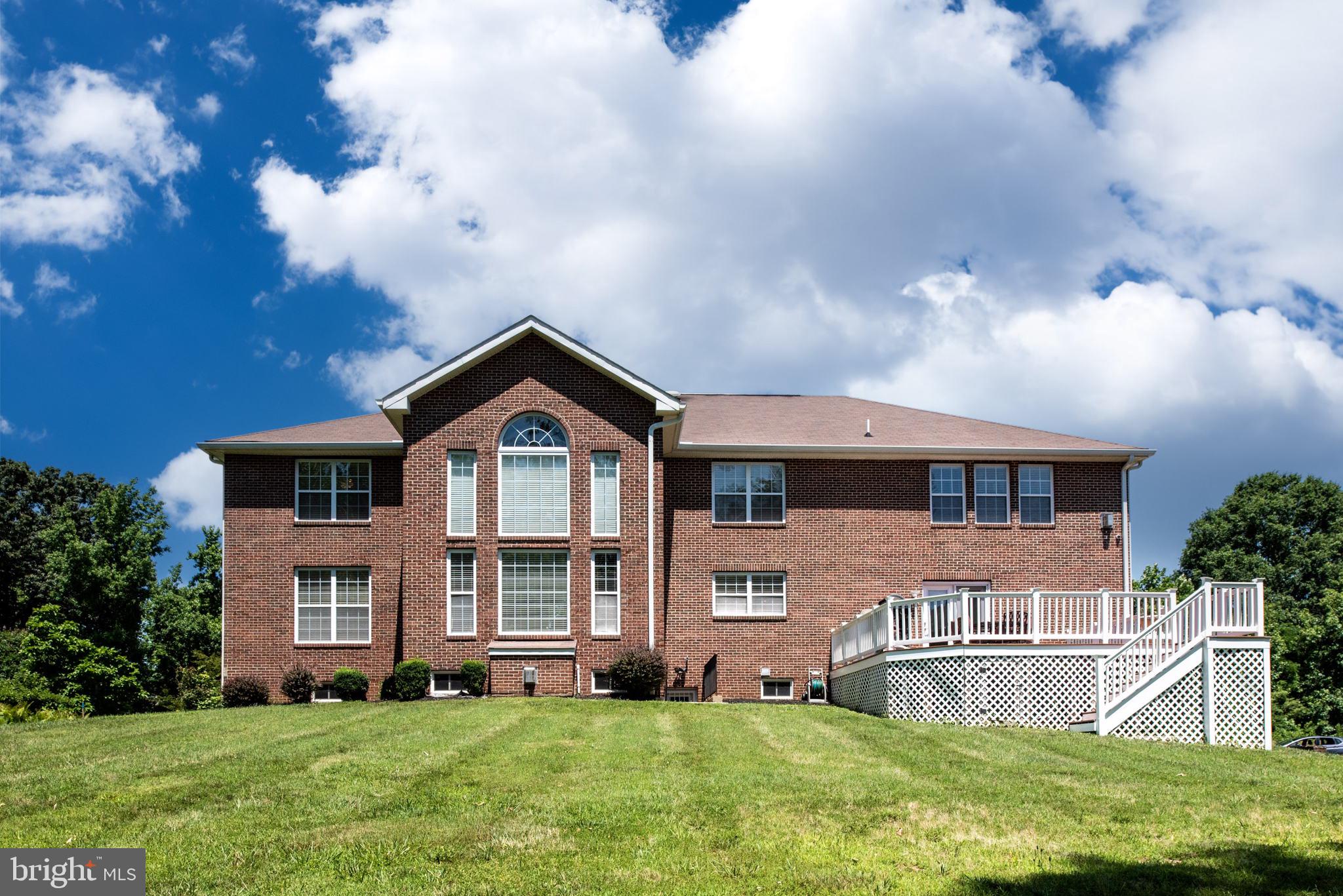 TANTALLON ON THE POTOMAC - Residential