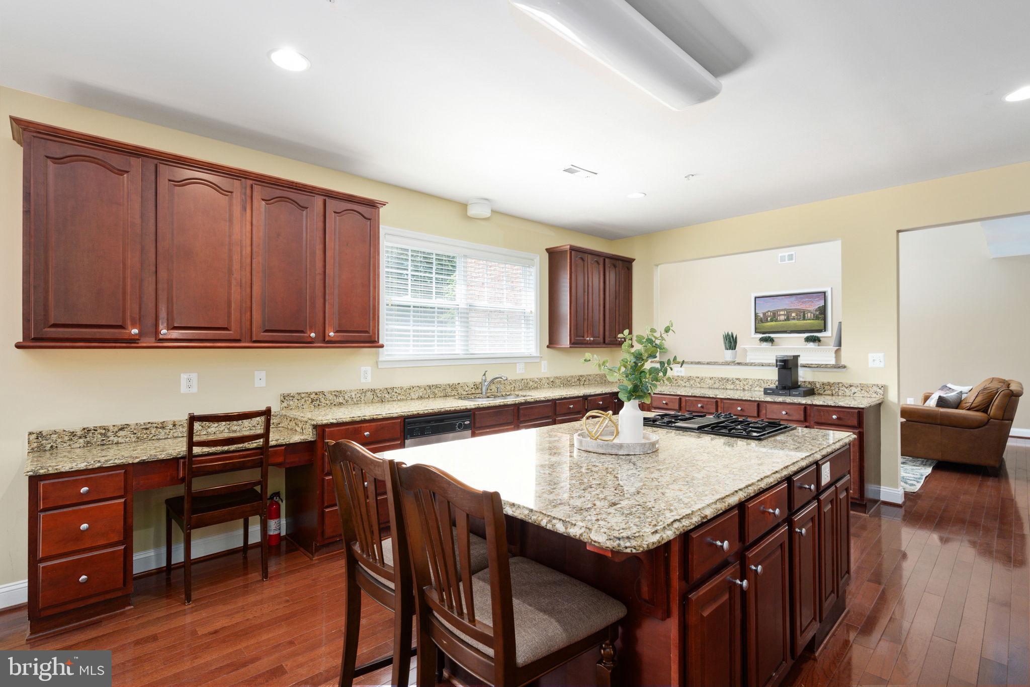 TANTALLON ON THE POTOMAC - Residential