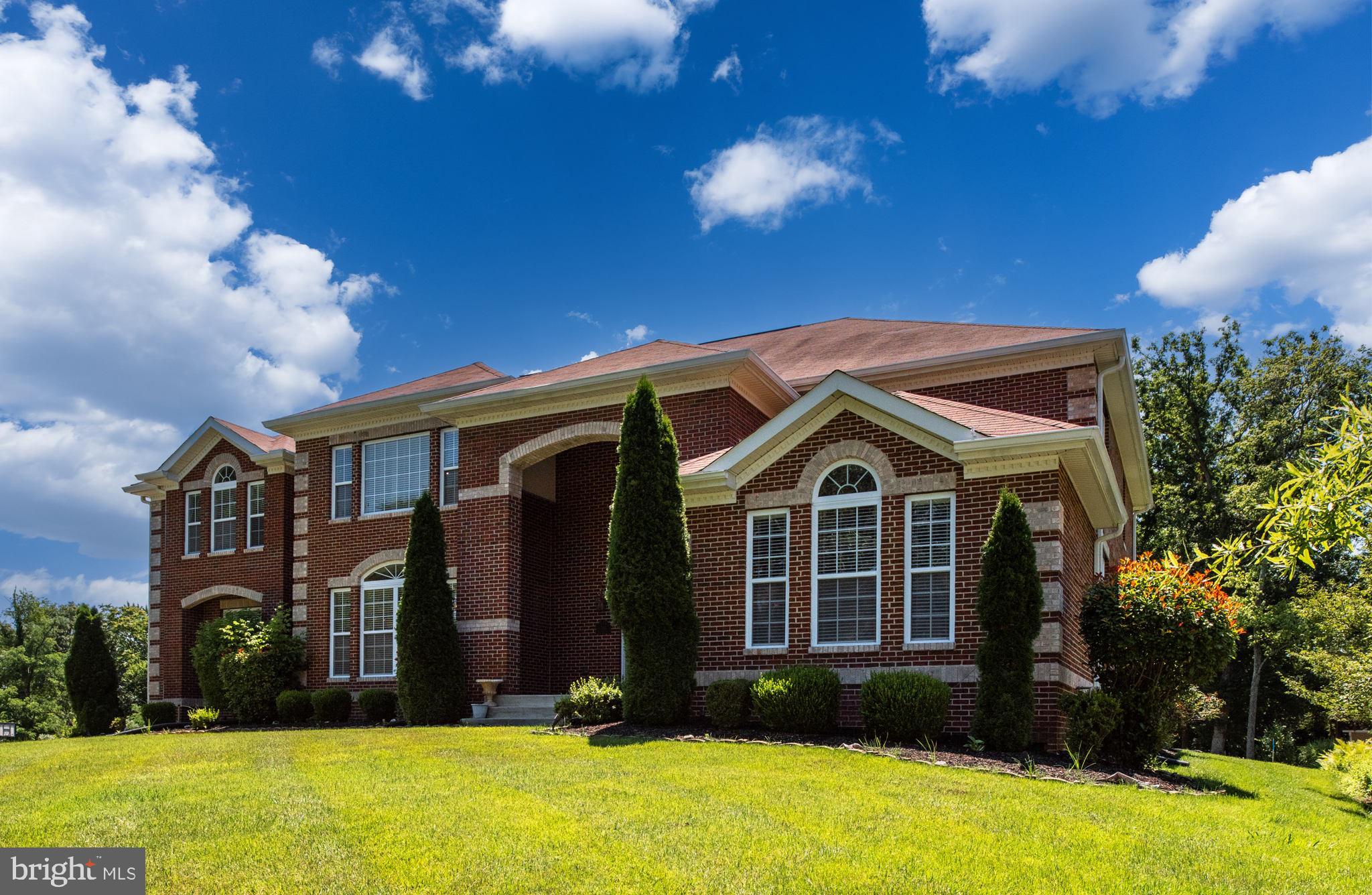 TANTALLON ON THE POTOMAC - Residential