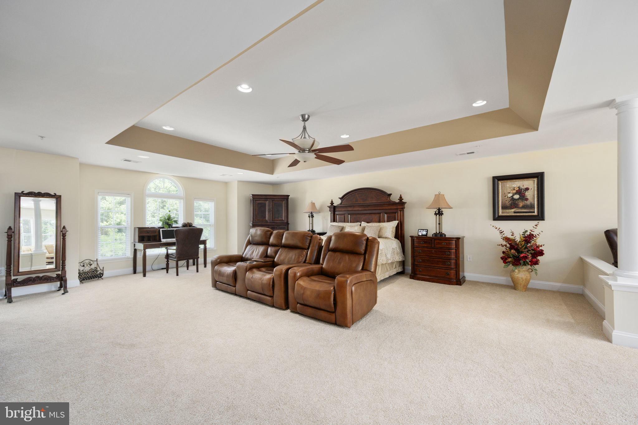 TANTALLON ON THE POTOMAC - Residential