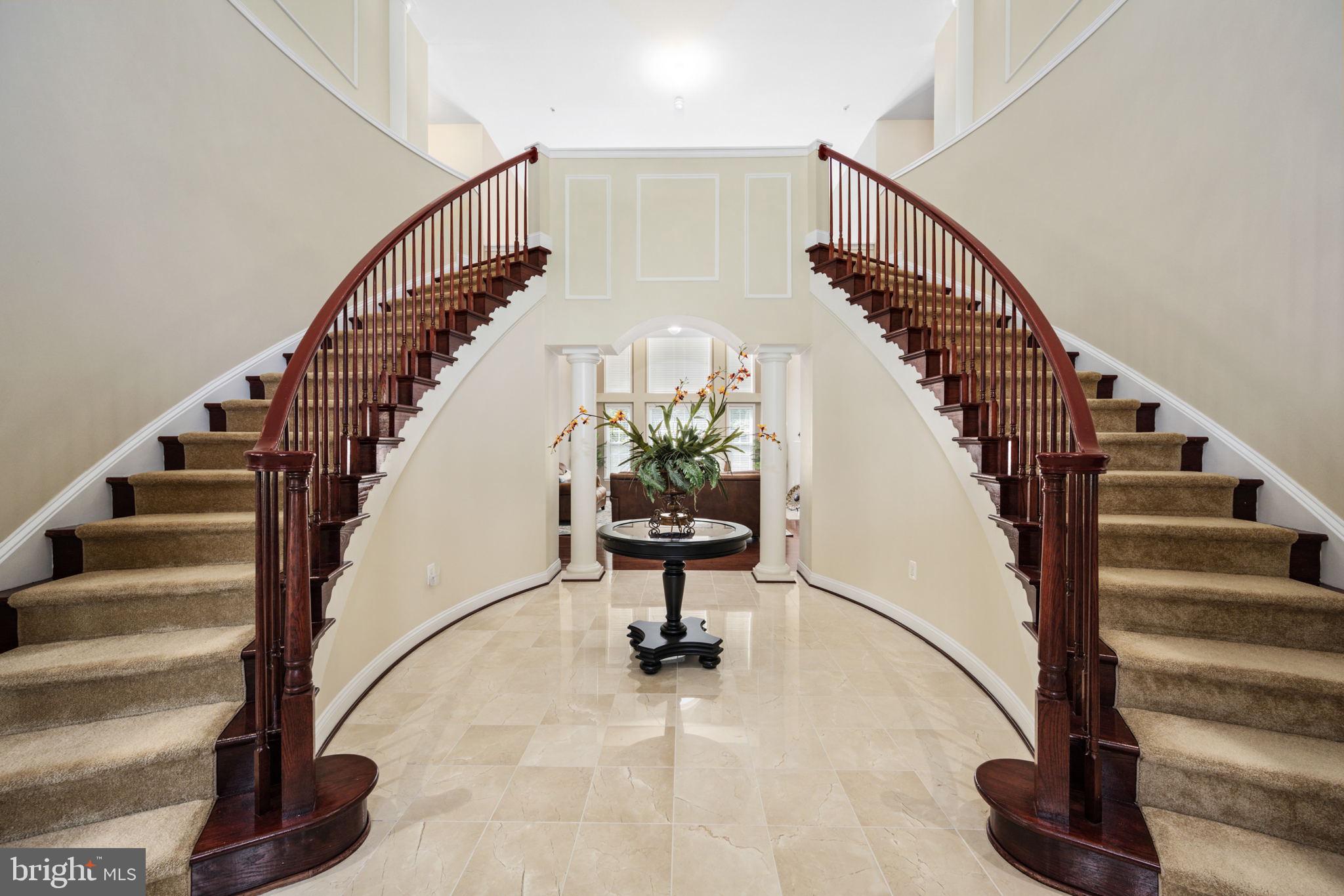 TANTALLON ON THE POTOMAC - Residential