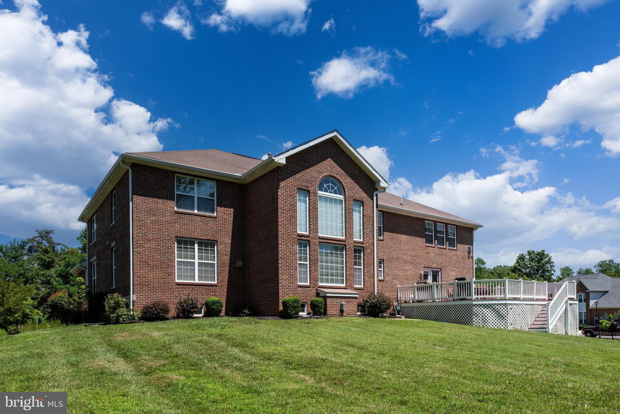 TANTALLON ON THE POTOMAC - Residential