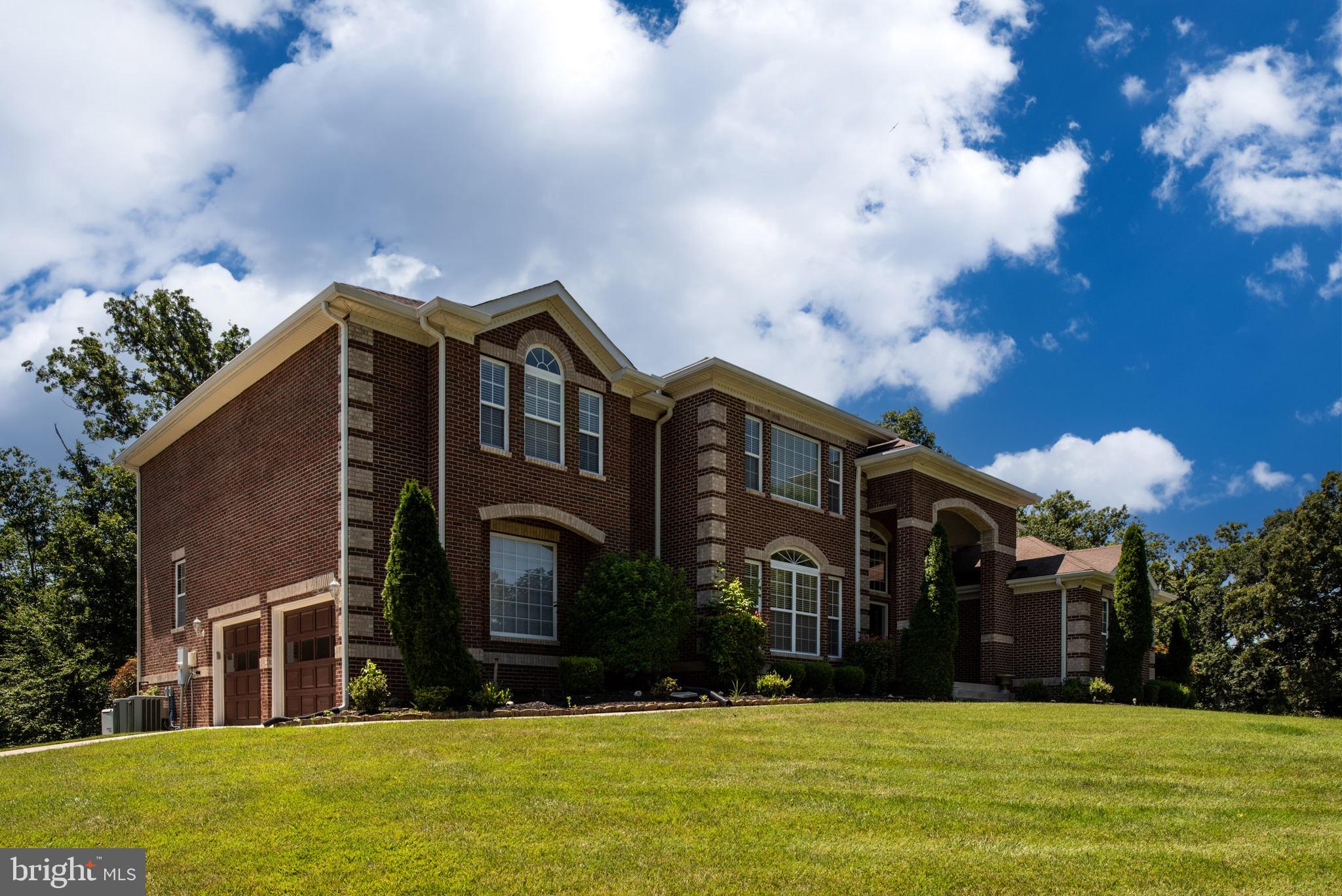 TANTALLON ON THE POTOMAC - Residential