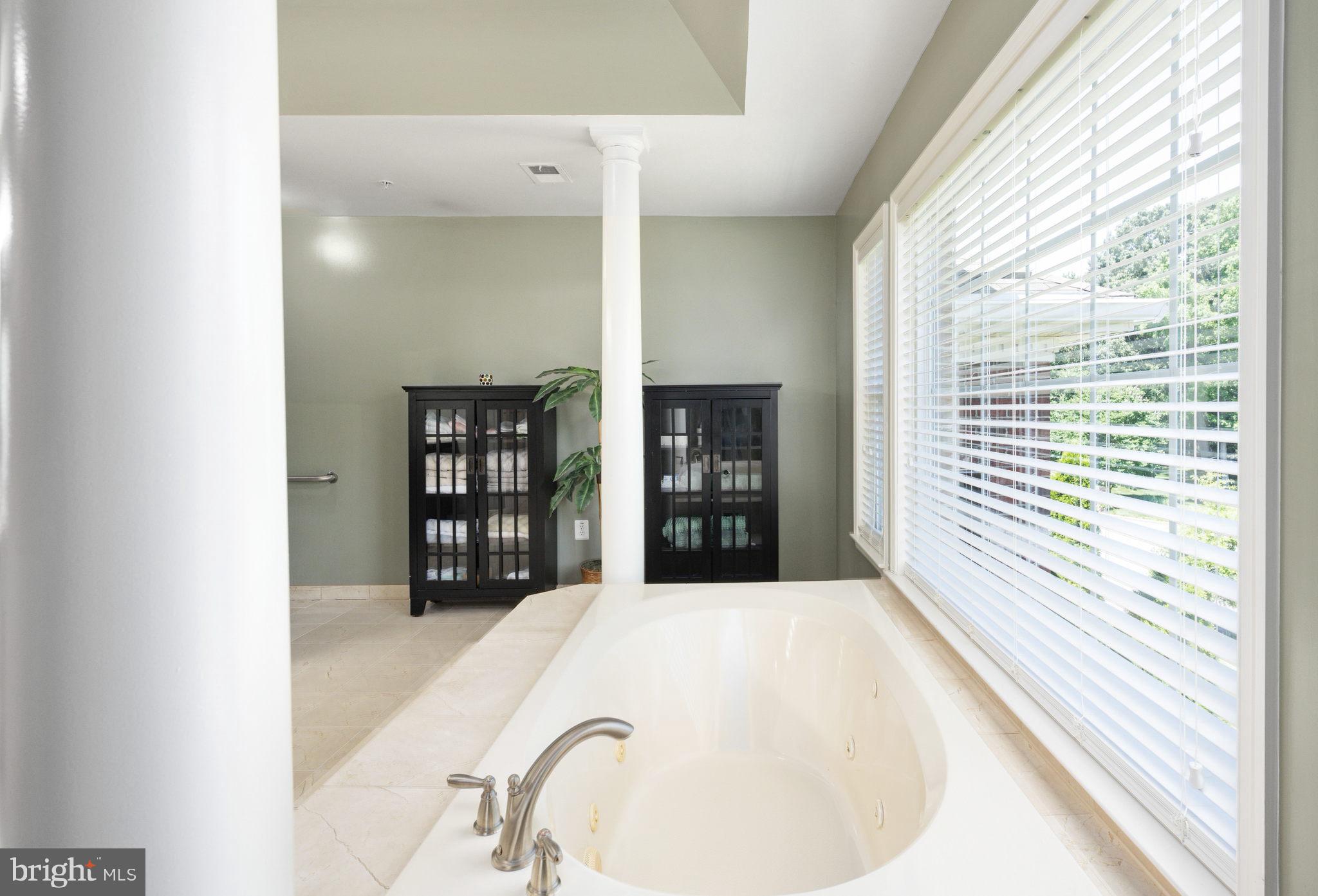 TANTALLON ON THE POTOMAC - Residential