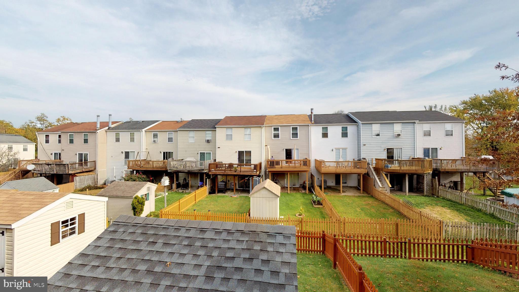 UPTON VILLAGE NORTH - Residential