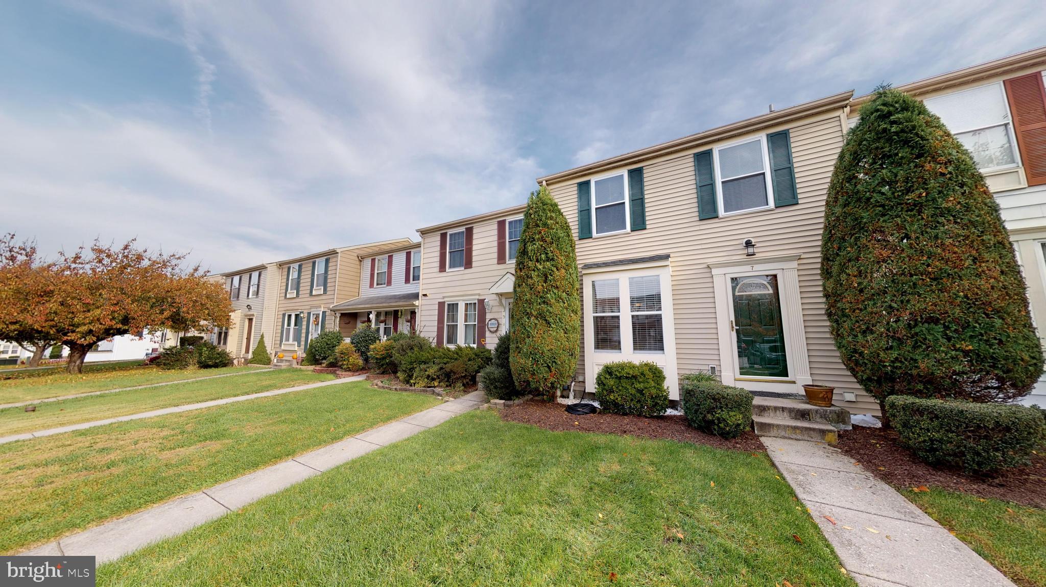 UPTON VILLAGE NORTH - Residential