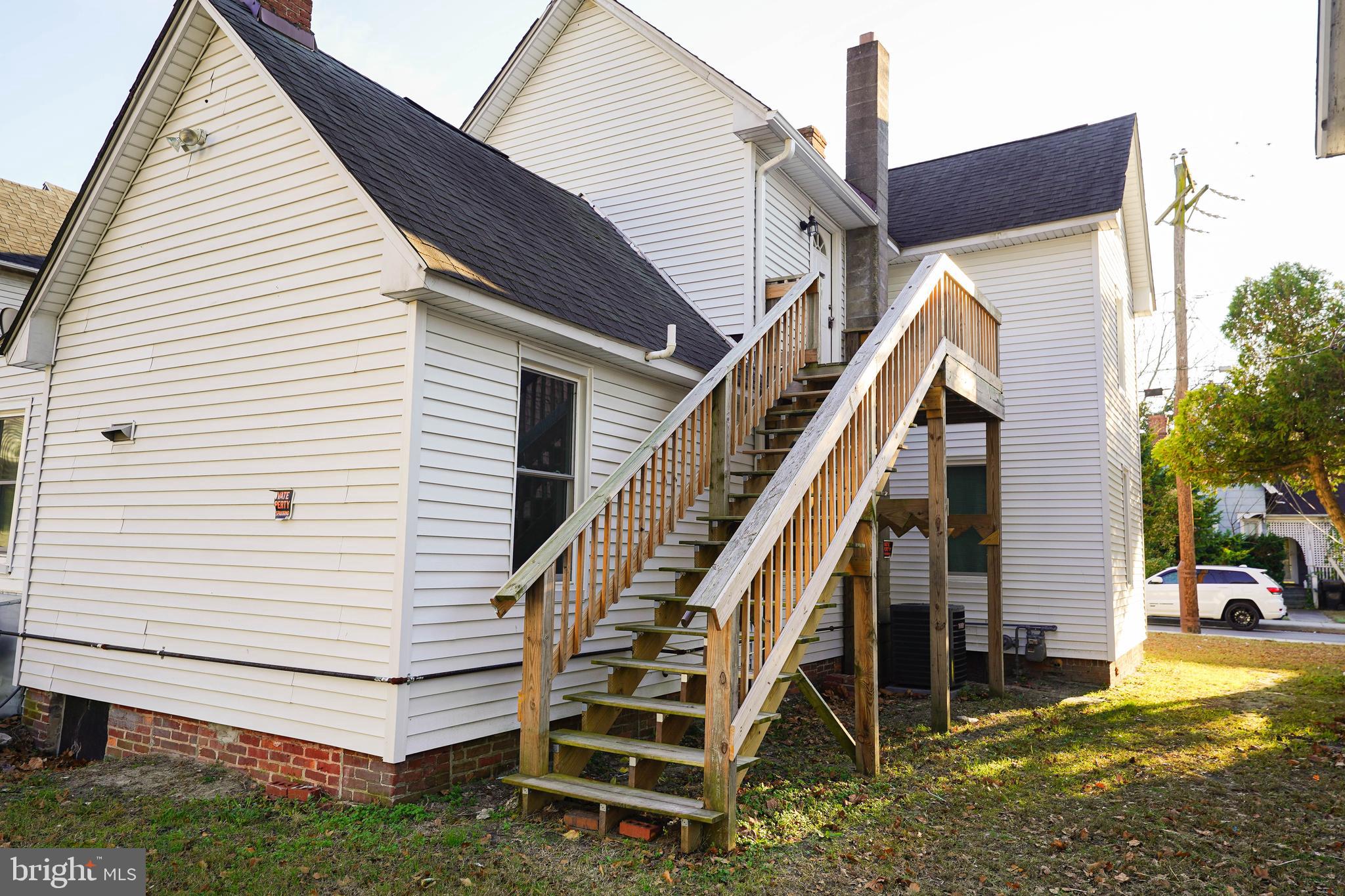 231 NEWTON STREET