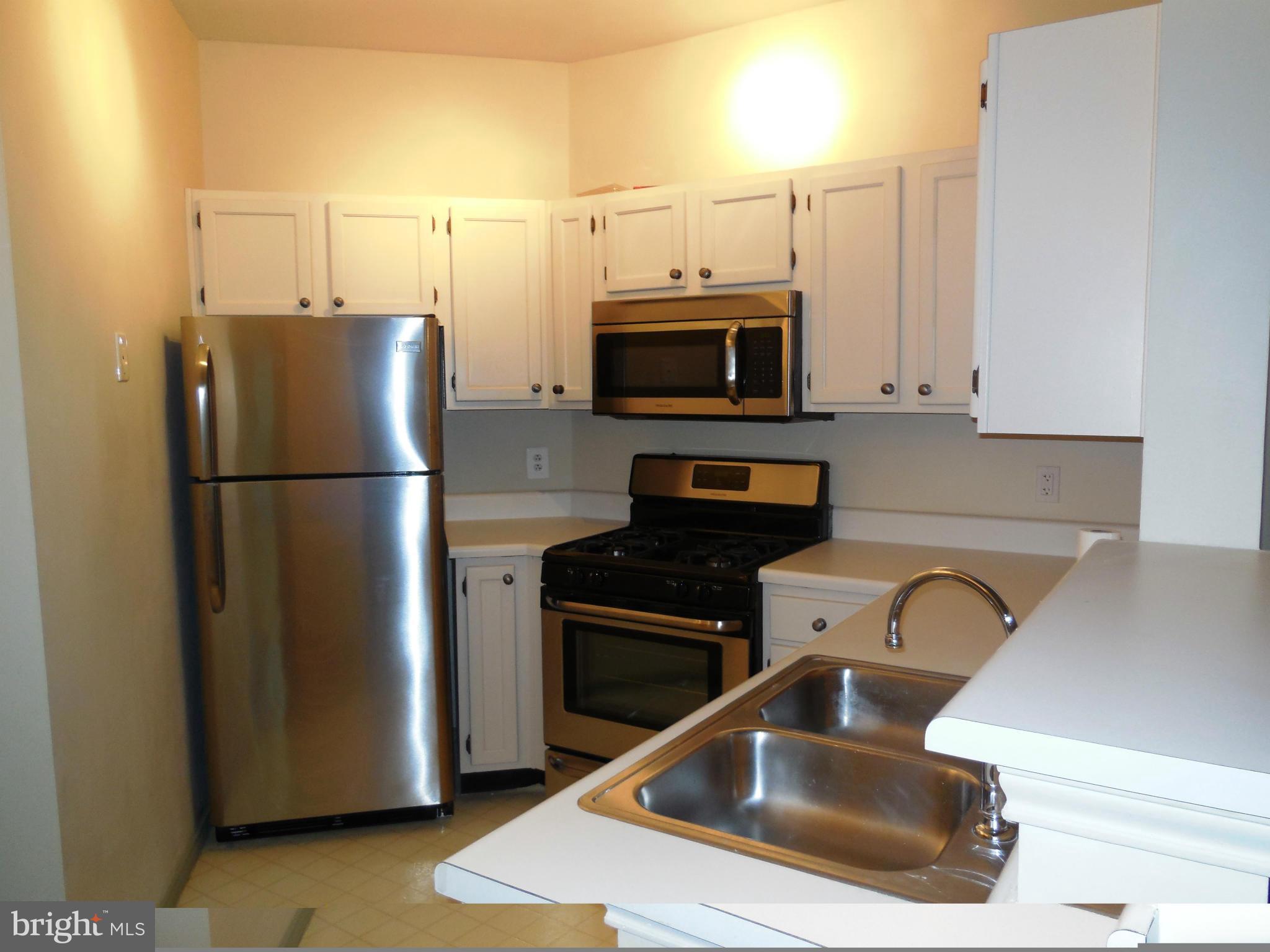 STONECROFT CONDO - Residential Lease
