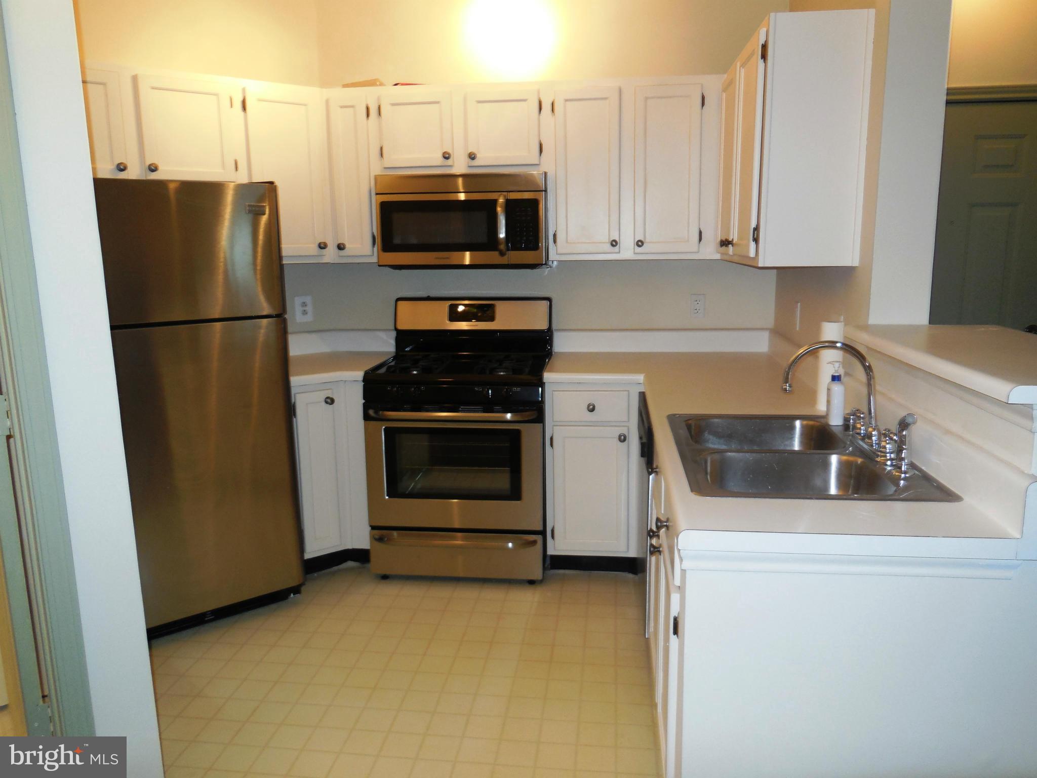 STONECROFT CONDO - Residential Lease