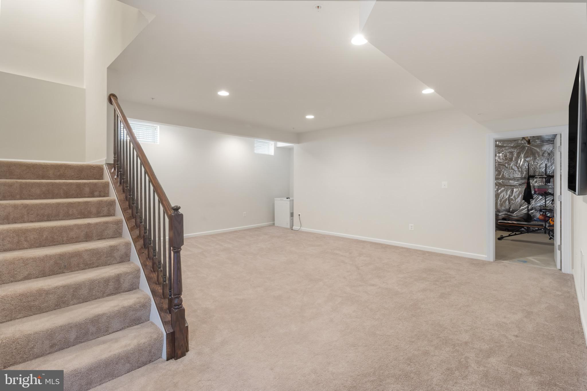 VILLAGES OF SAVANNAH - Residential