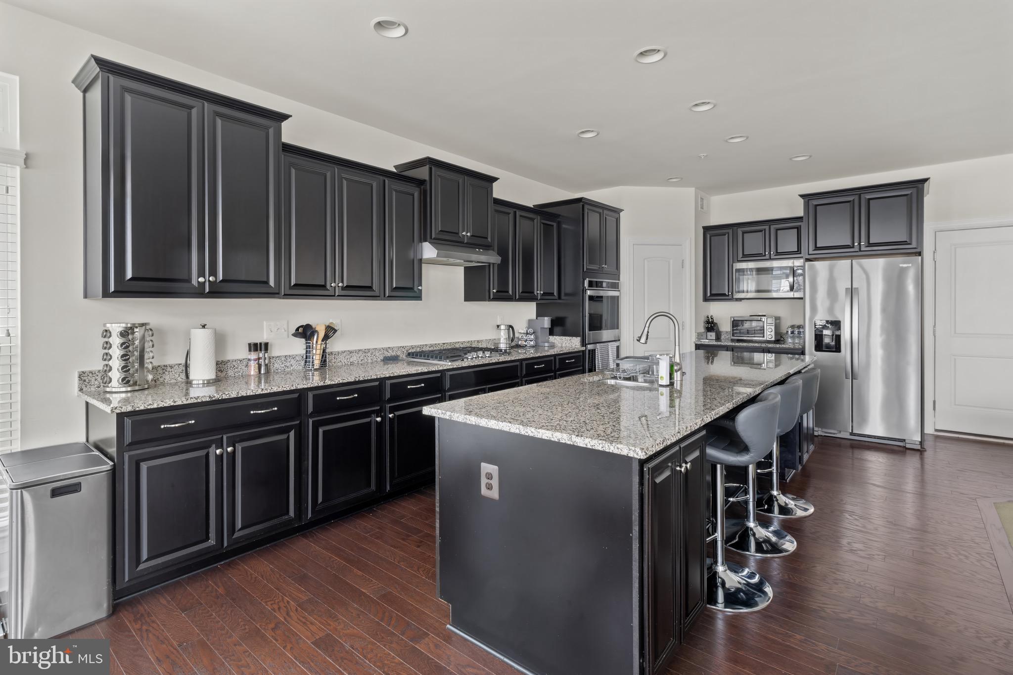 VILLAGES OF SAVANNAH - Residential