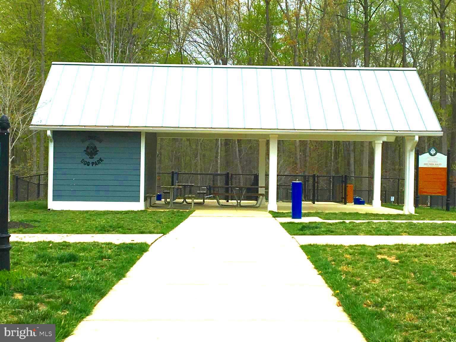 VILLAGES OF SAVANNAH - Residential