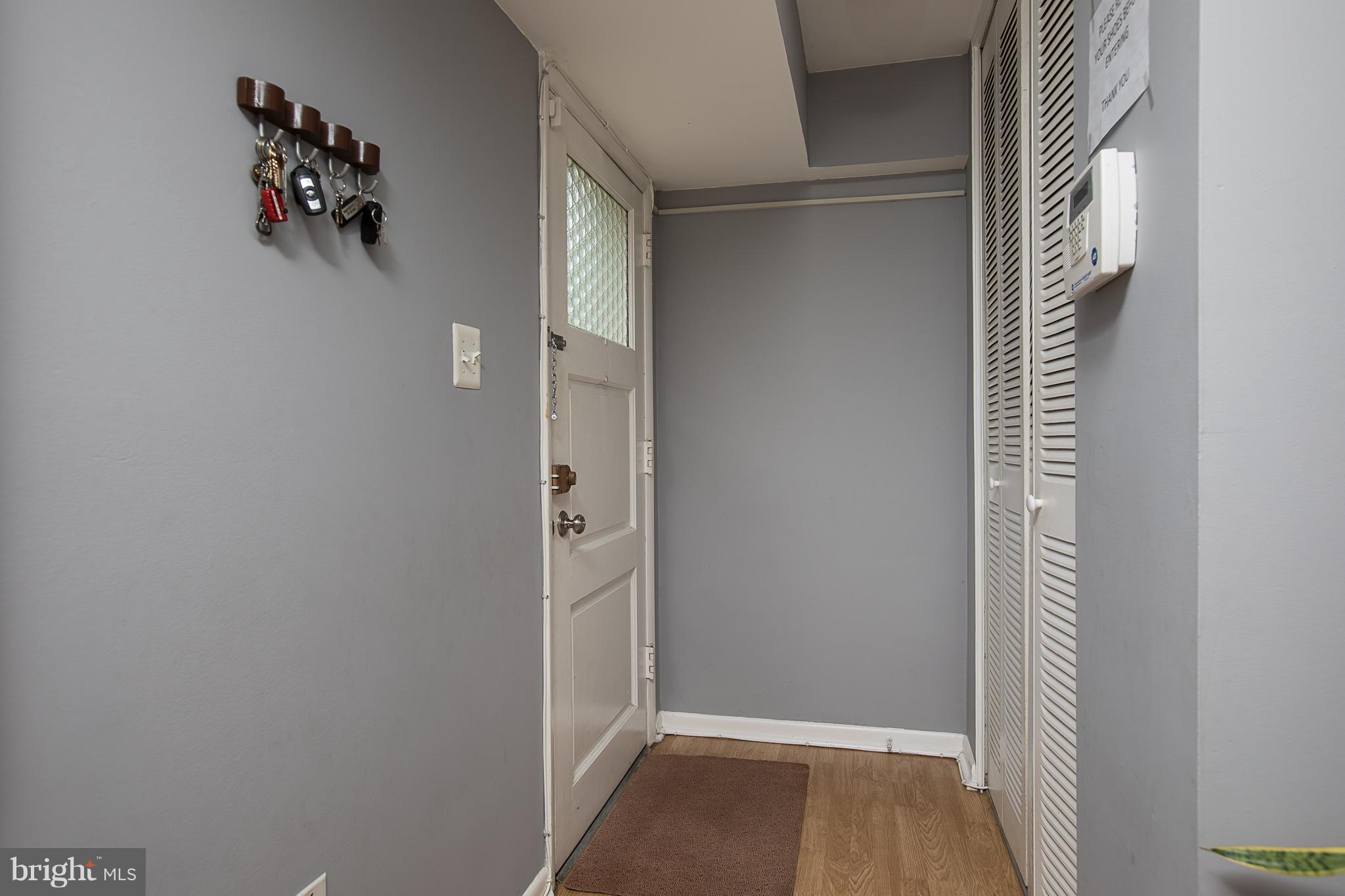 PARKSIDE CONDOMINIUMS - Residential Lease