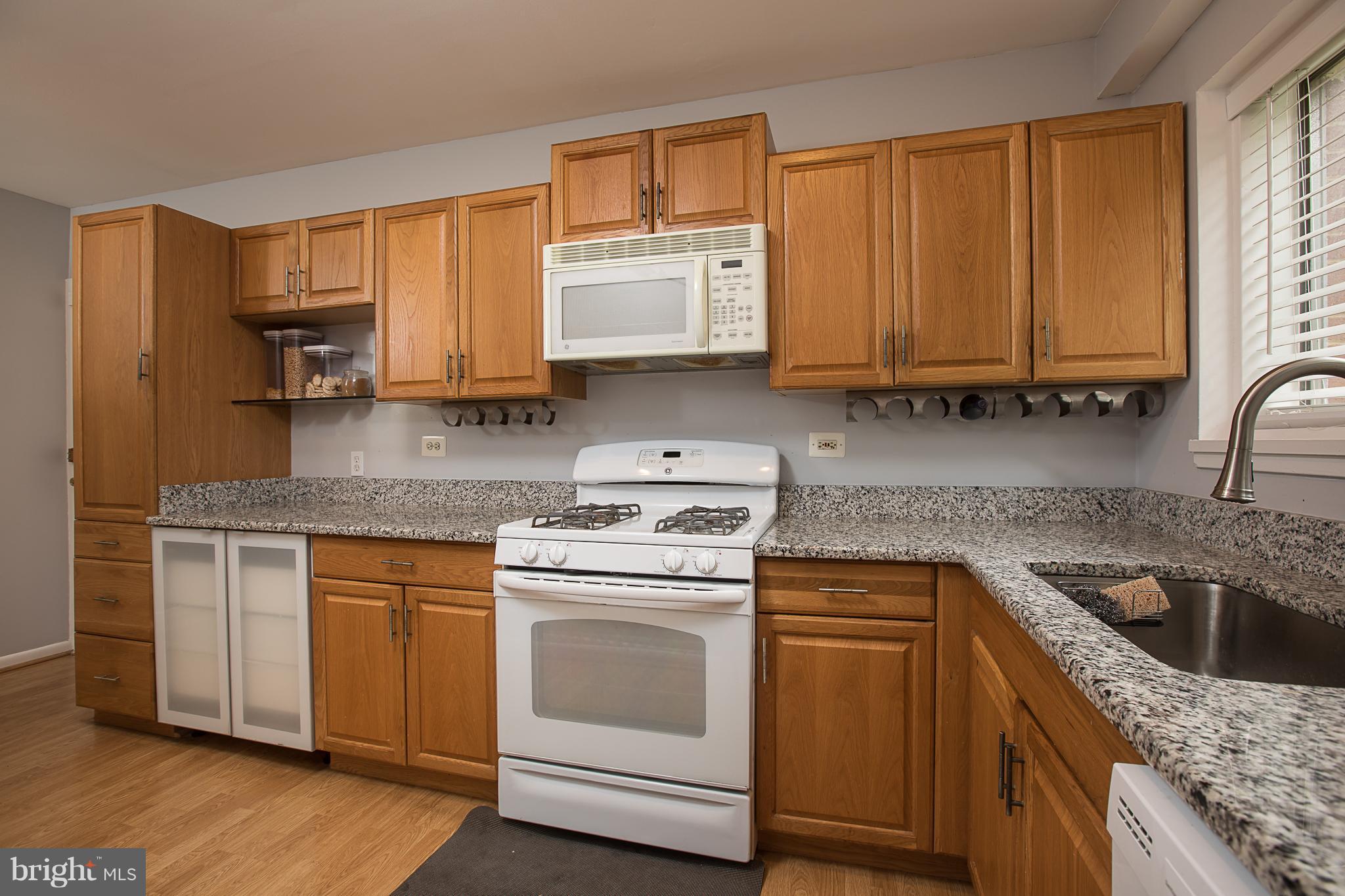 PARKSIDE CONDOMINIUMS - Residential Lease