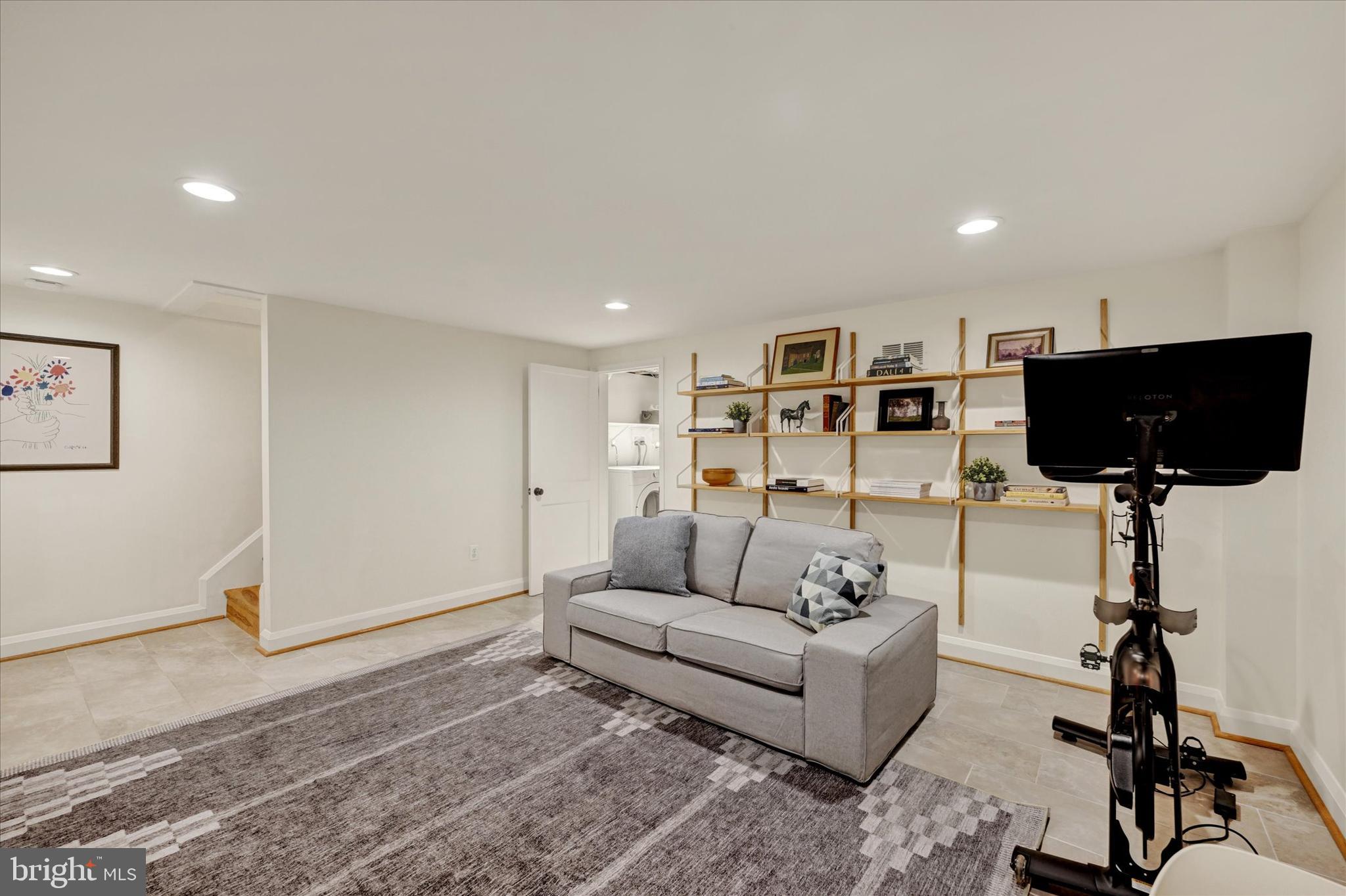 RODGERS FORGE - Residential