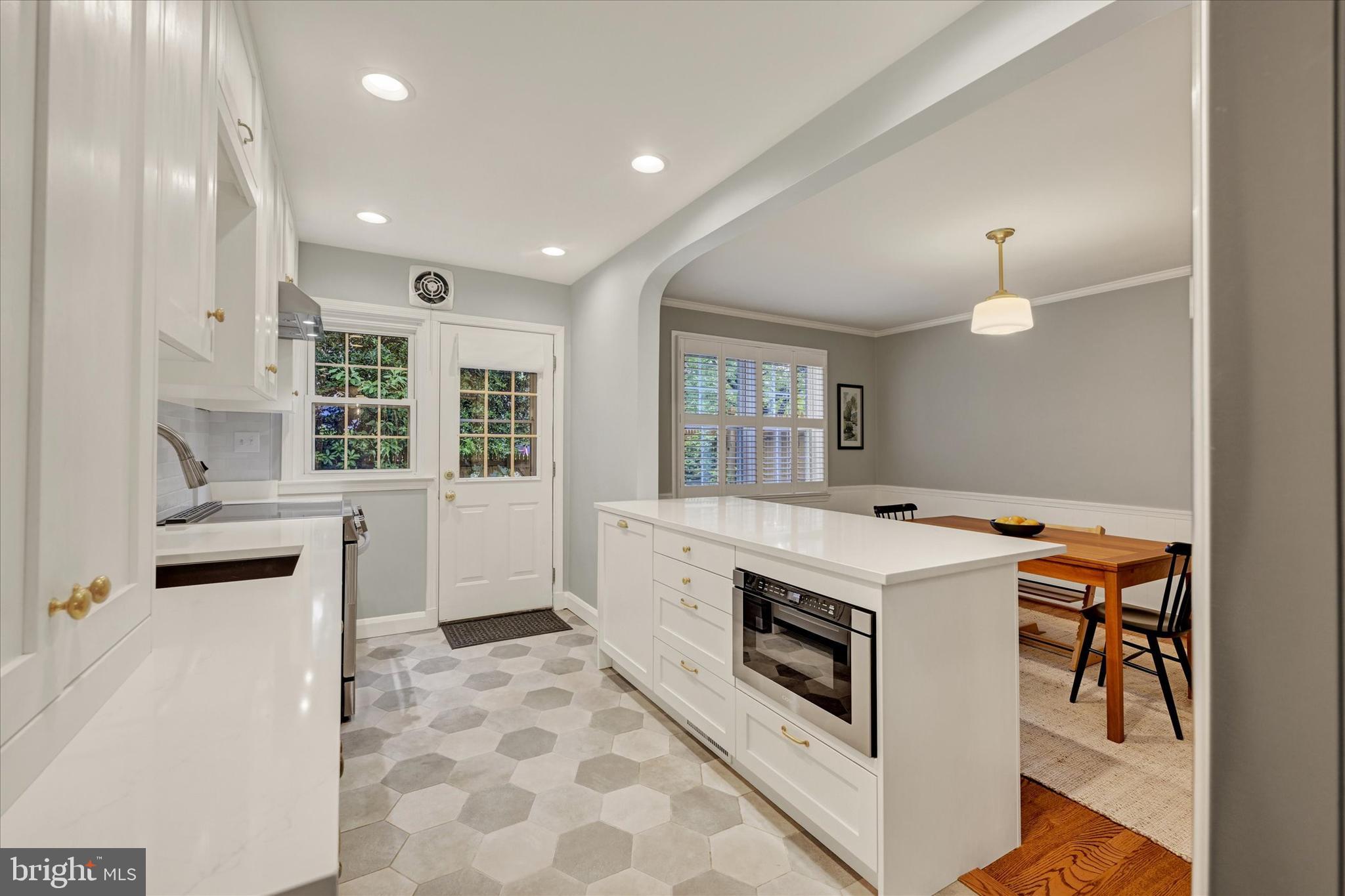 RODGERS FORGE - Residential