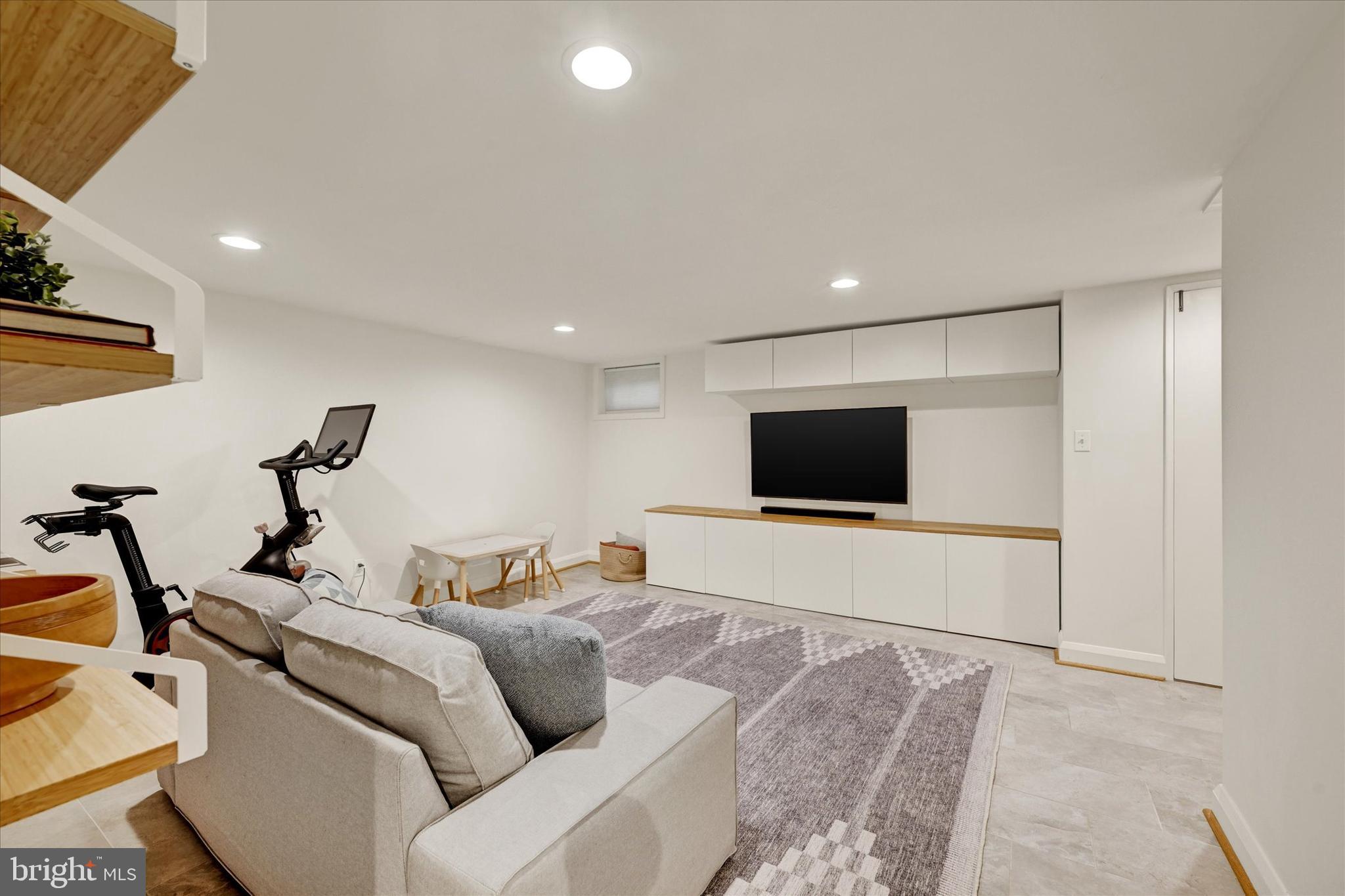 RODGERS FORGE - Residential