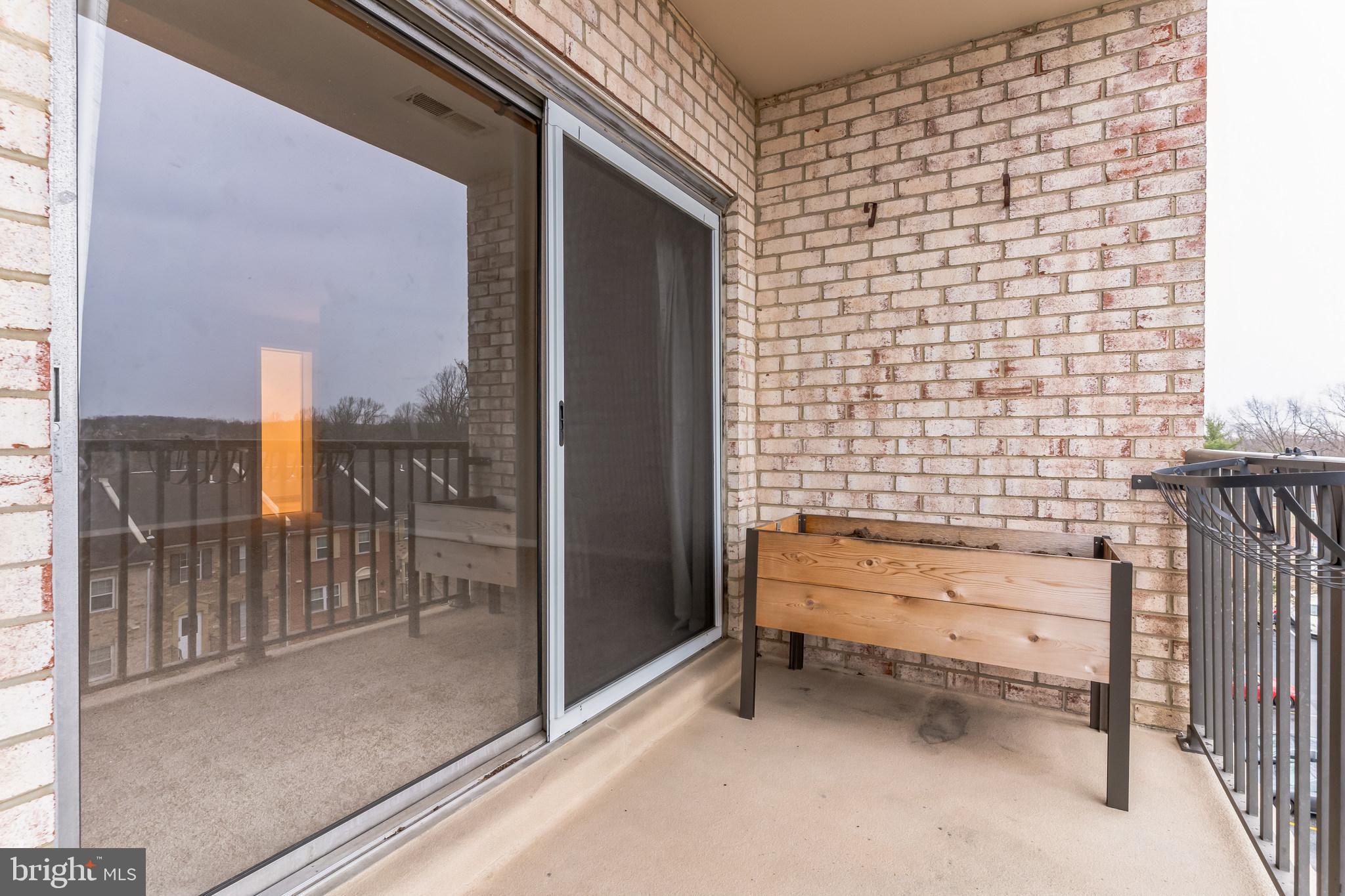 SILVER SPRING - Residential