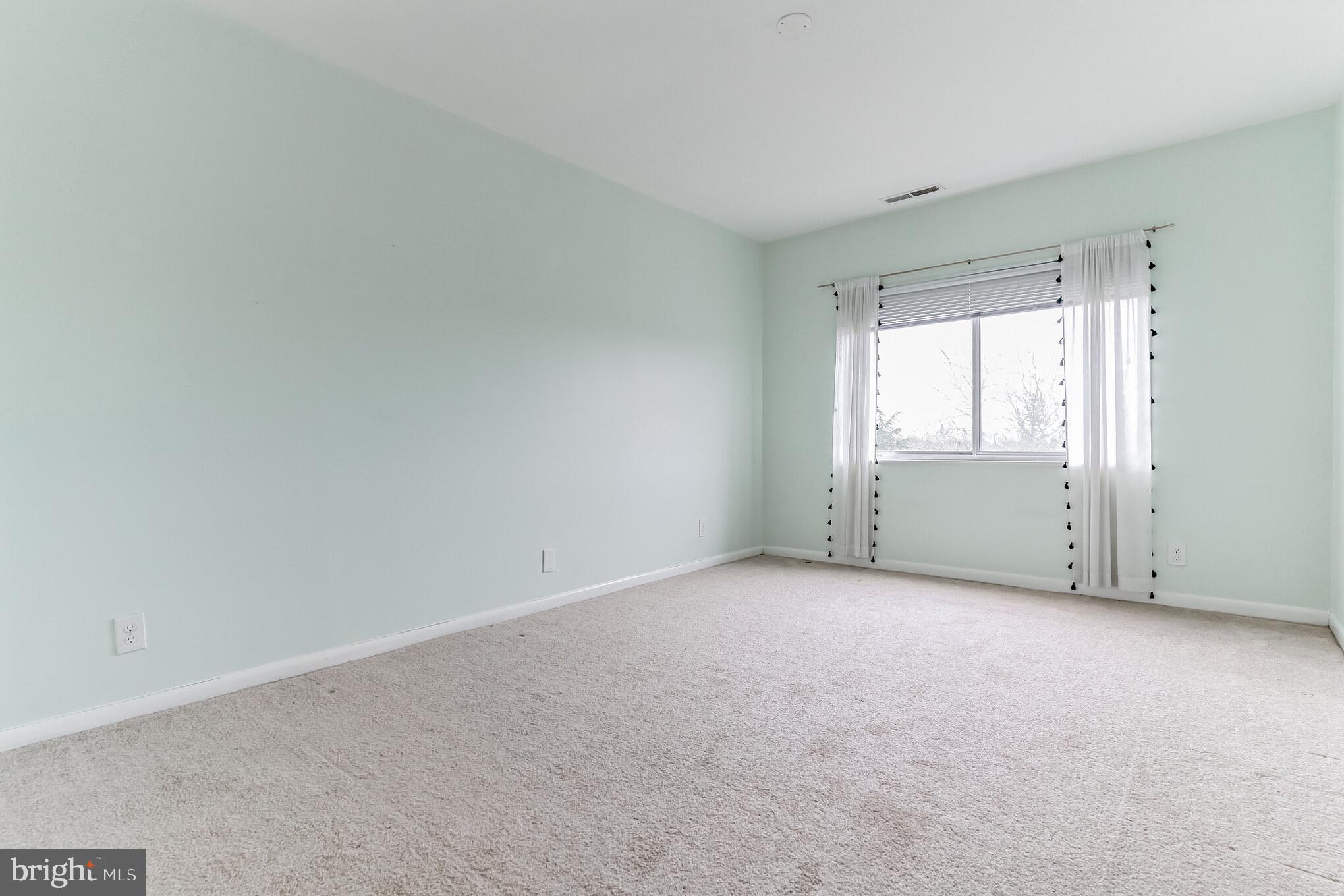 SILVER SPRING - Residential