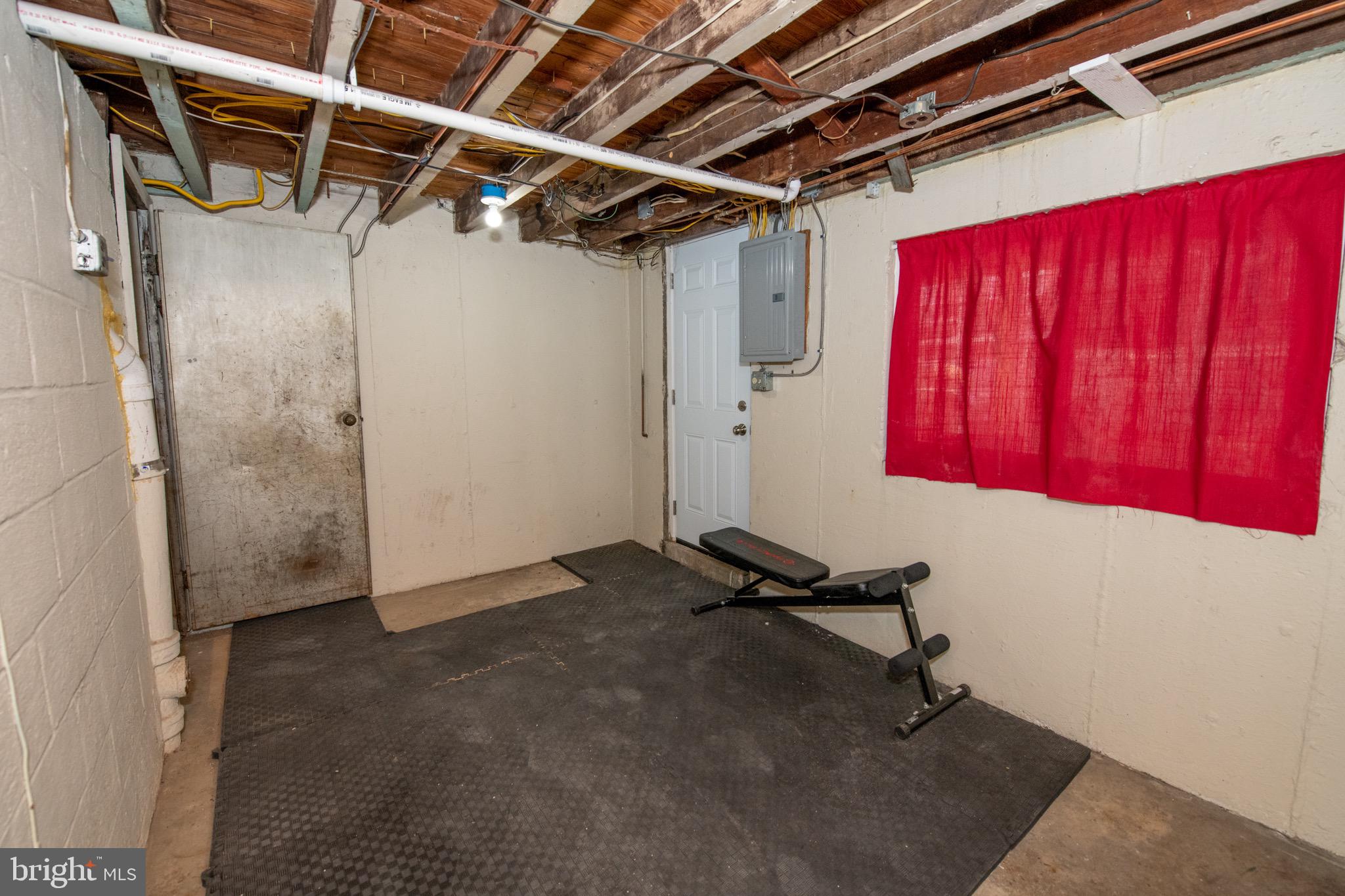 BRIDESBURG - Residential