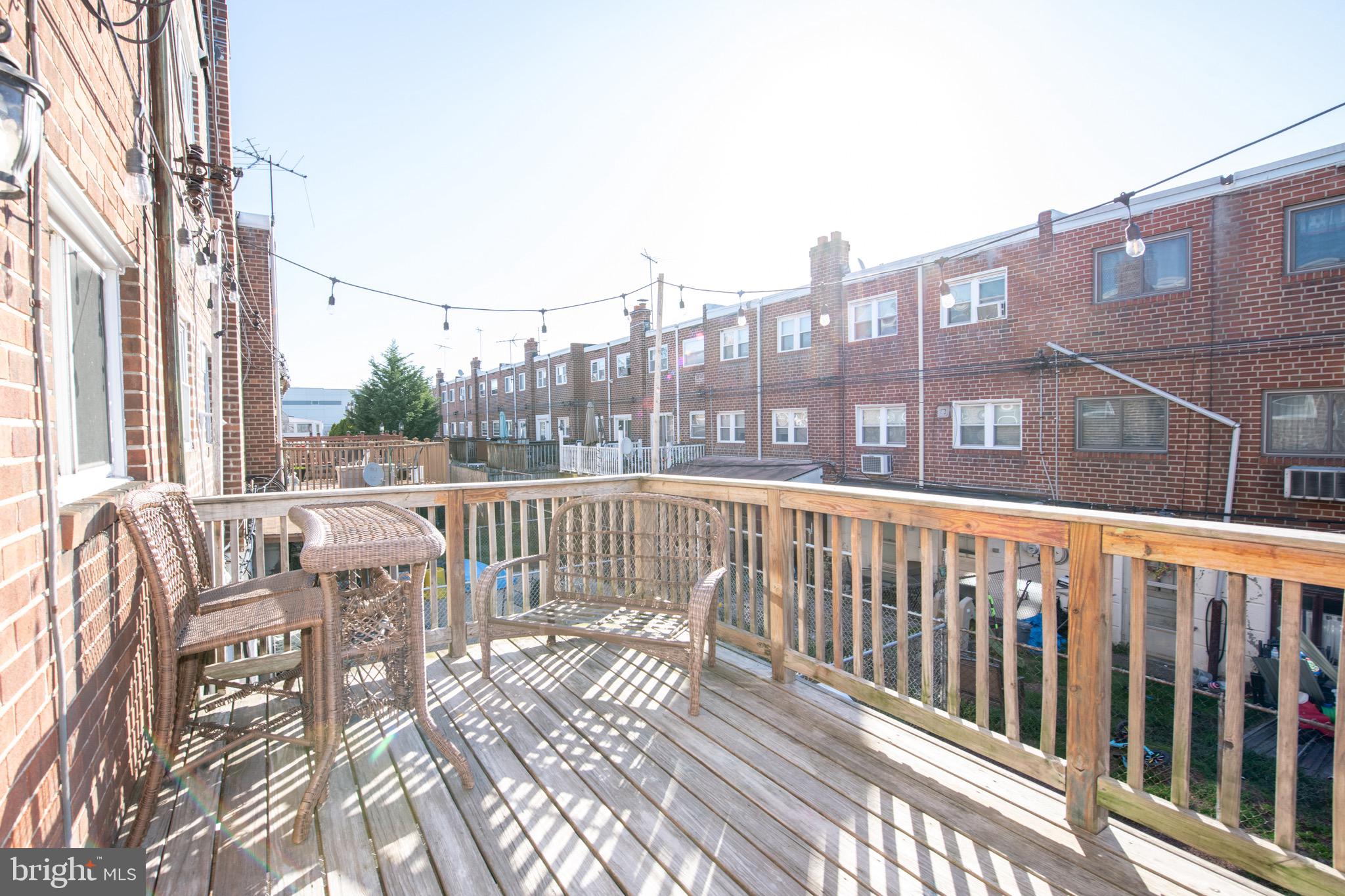 BRIDESBURG - Residential