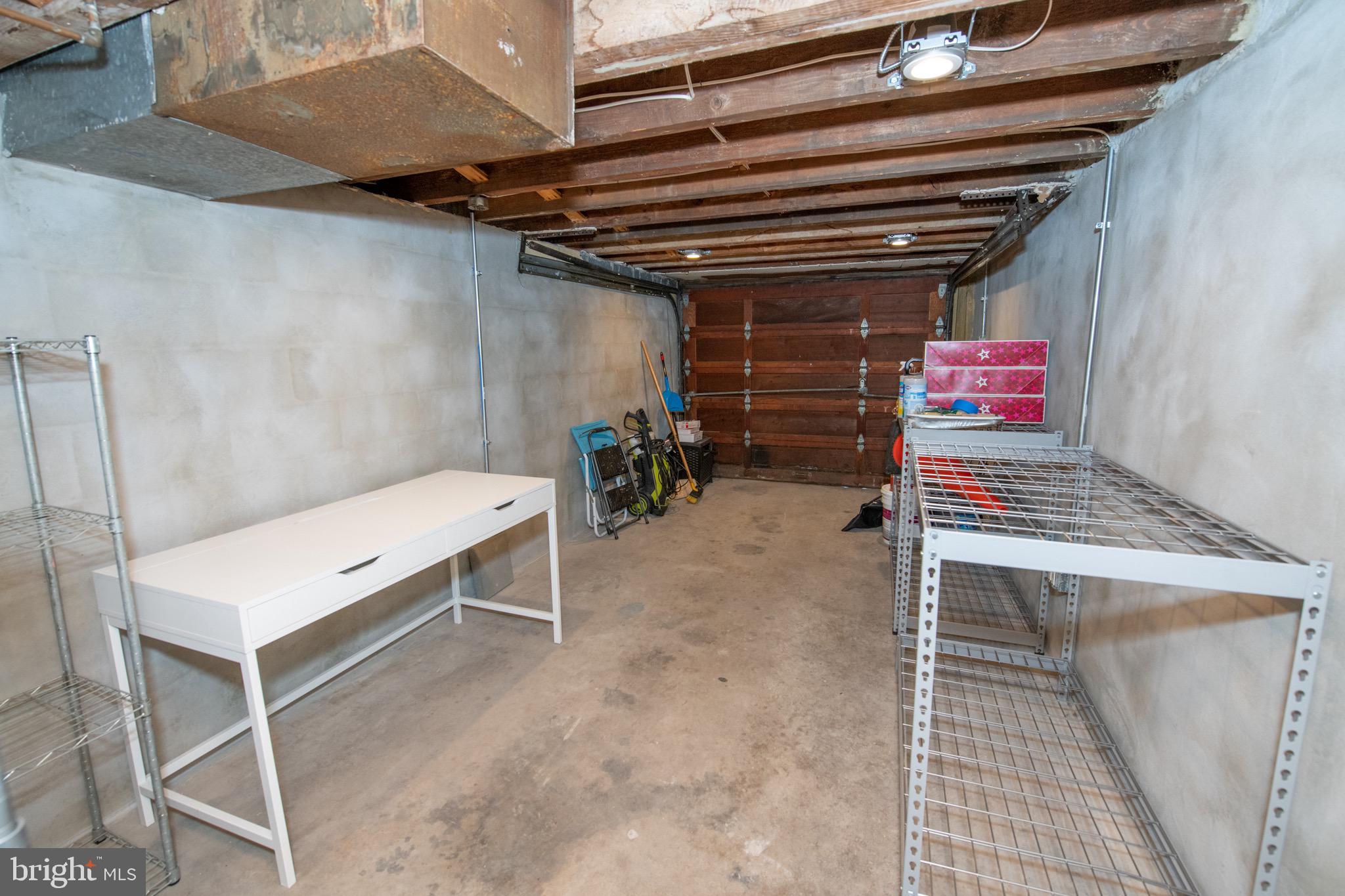 BRIDESBURG - Residential