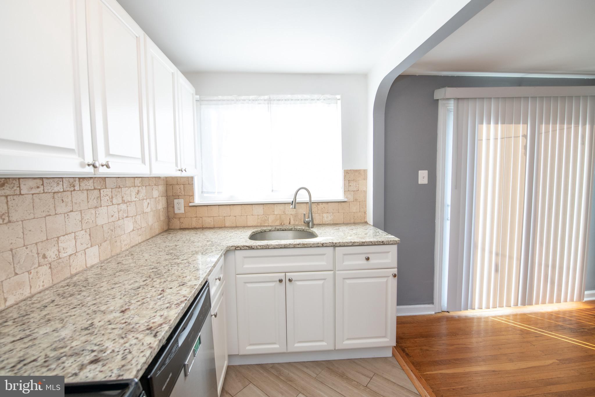 BRIDESBURG - Residential