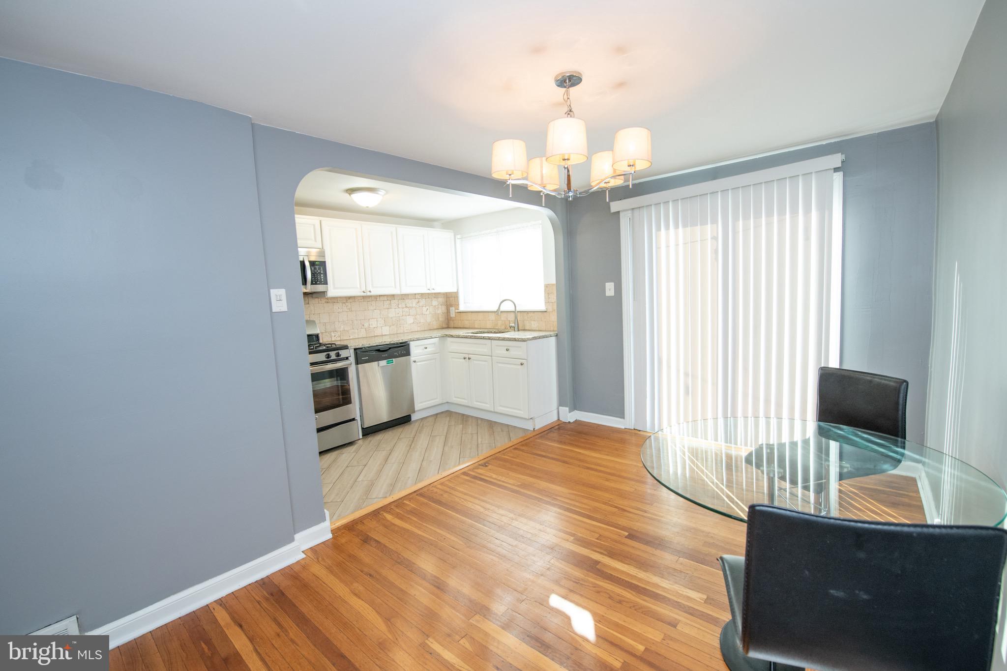 BRIDESBURG - Residential