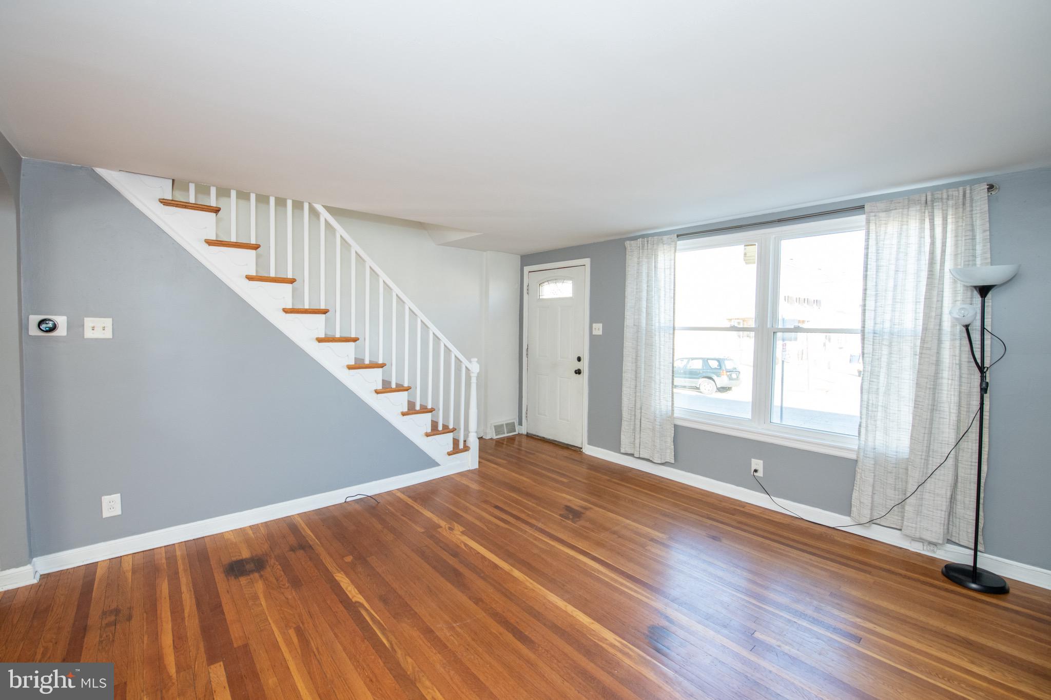 BRIDESBURG - Residential