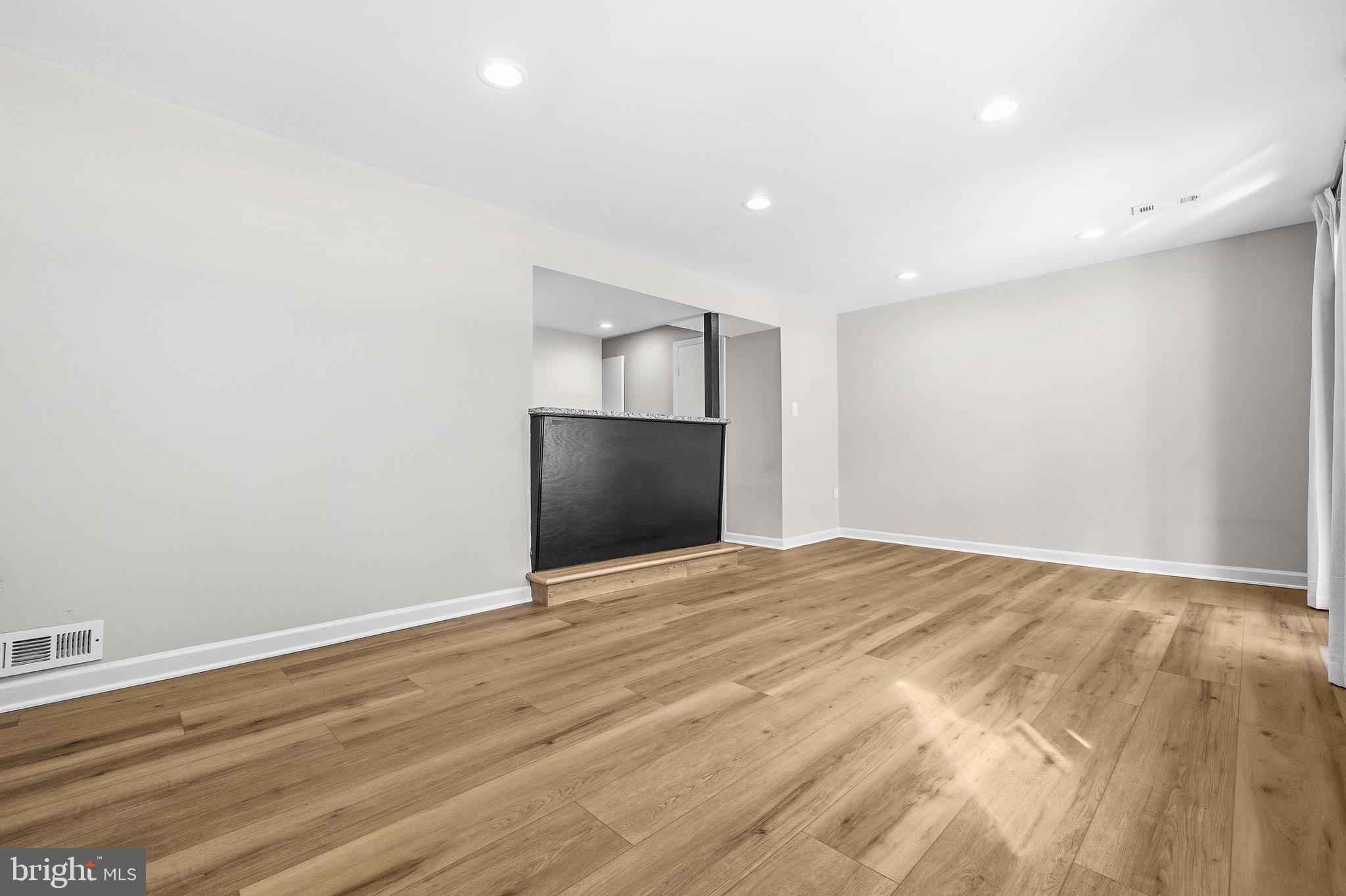 CYRANDALL VALLEY NORTH - Residential