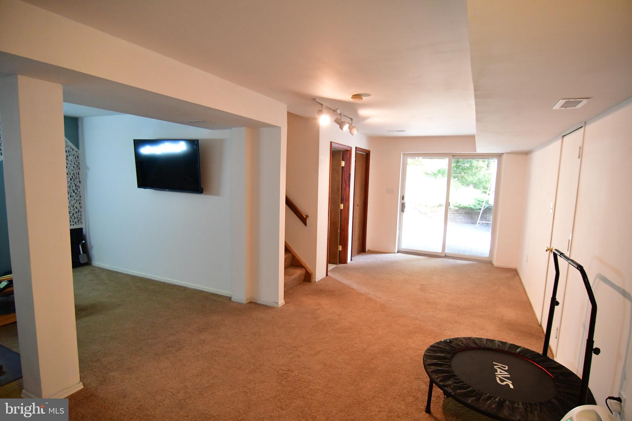 BRADDOCK HEIGHTS - Residential