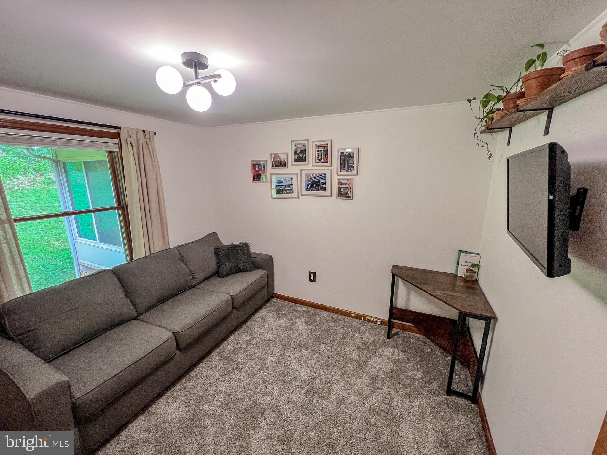 BRADDOCK HEIGHTS - Residential