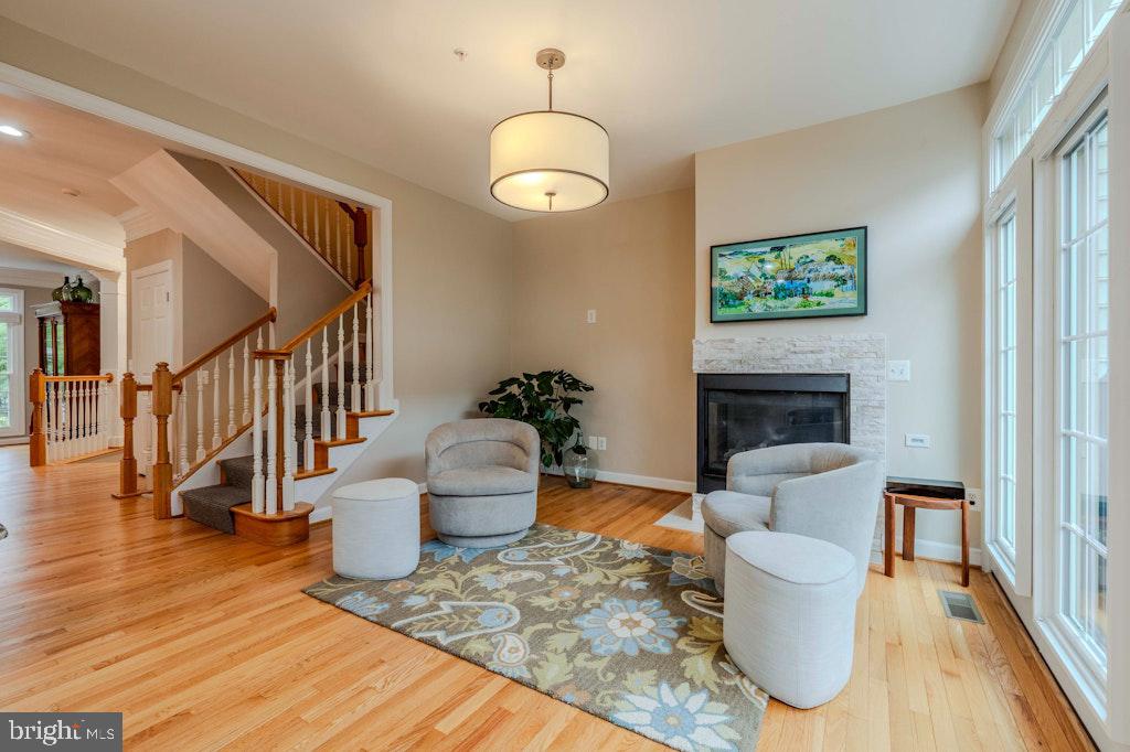 707 CATTS TAVERN DRIVE