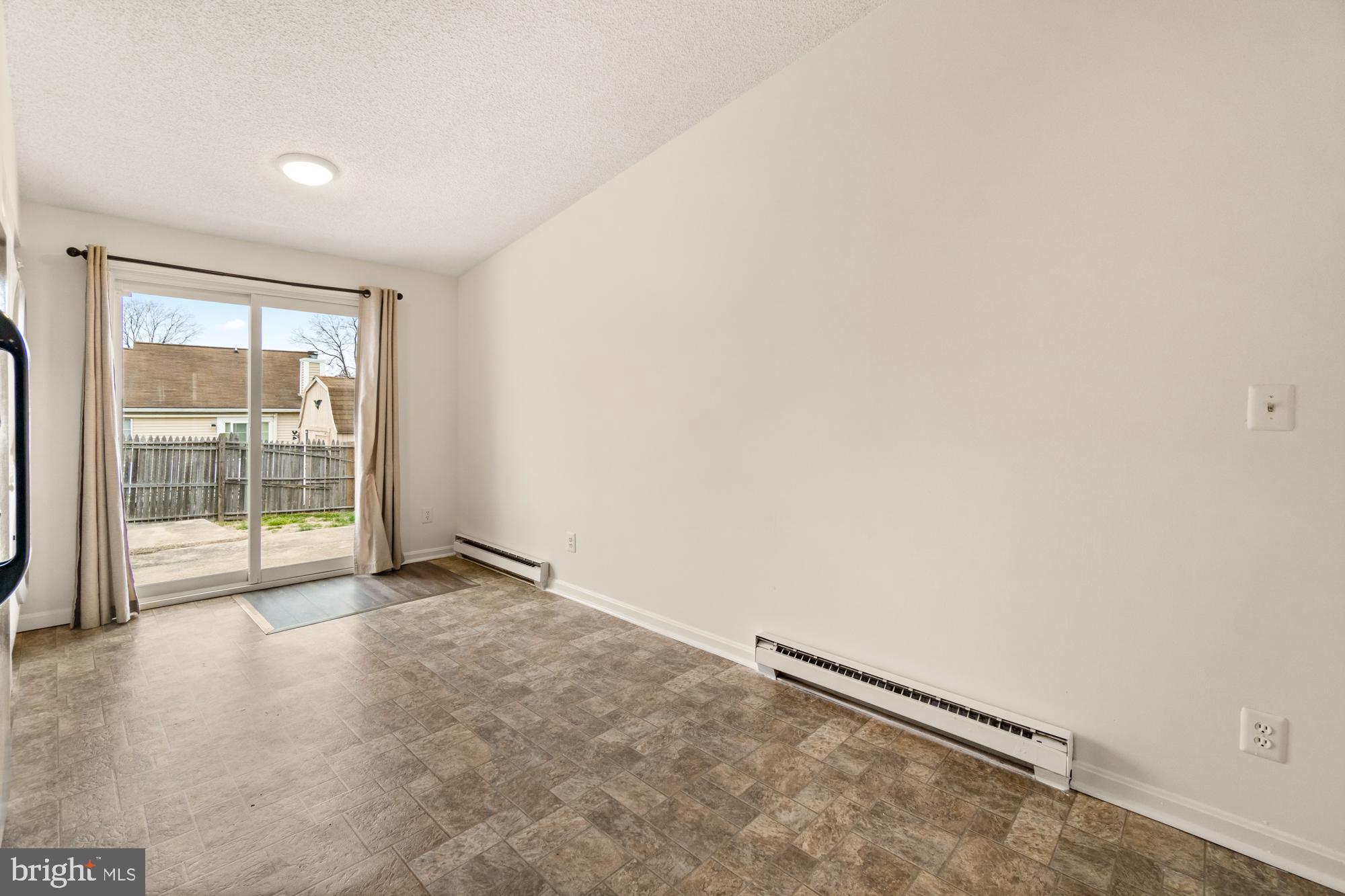 FREDERICKTOWNE VILLAGE - Residential