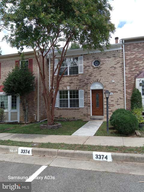 Photo of 3374 Ladino Court, WOODBRIDGE, VA 22193 (MLS # VAPW2127336)