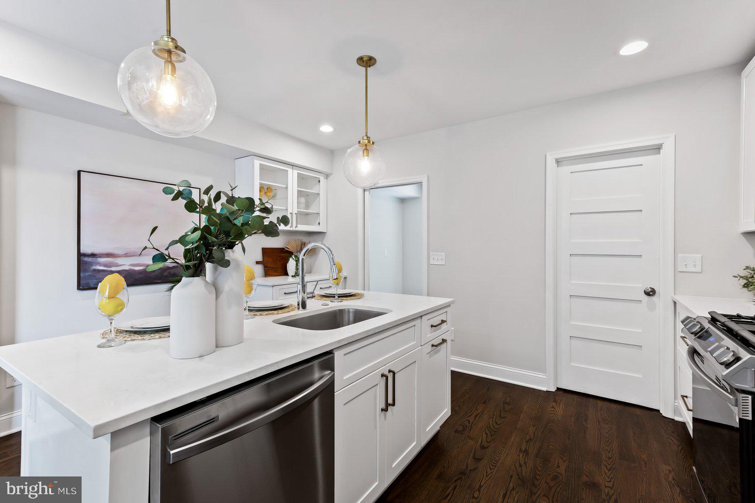 HAMPDEN HISTORIC DISTRICT - Residential