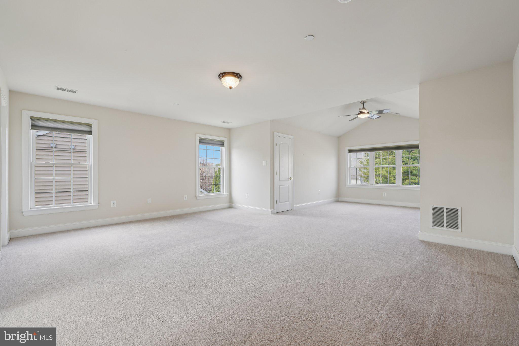 STERLING GLEN - Residential